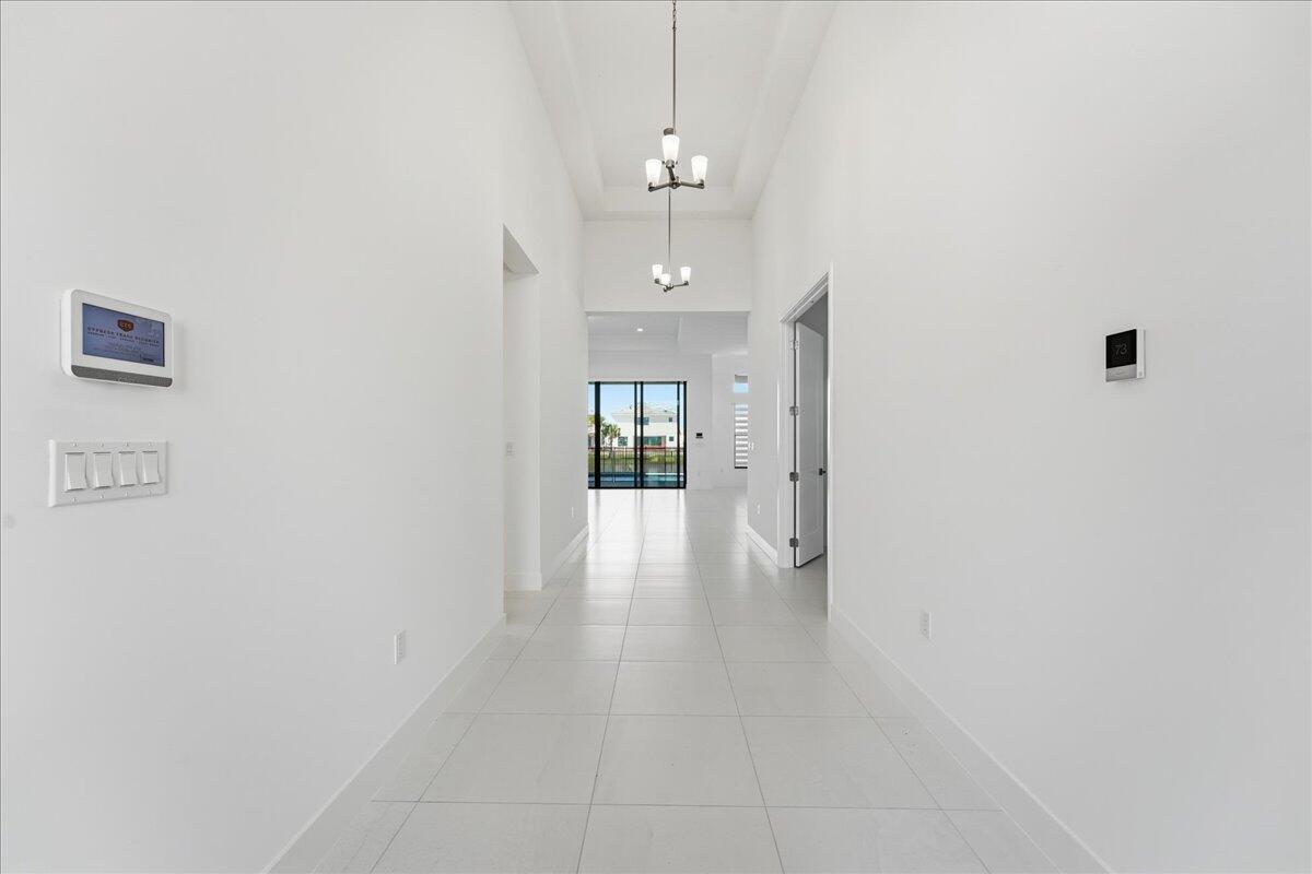 AVENIR POD - Residential Lease