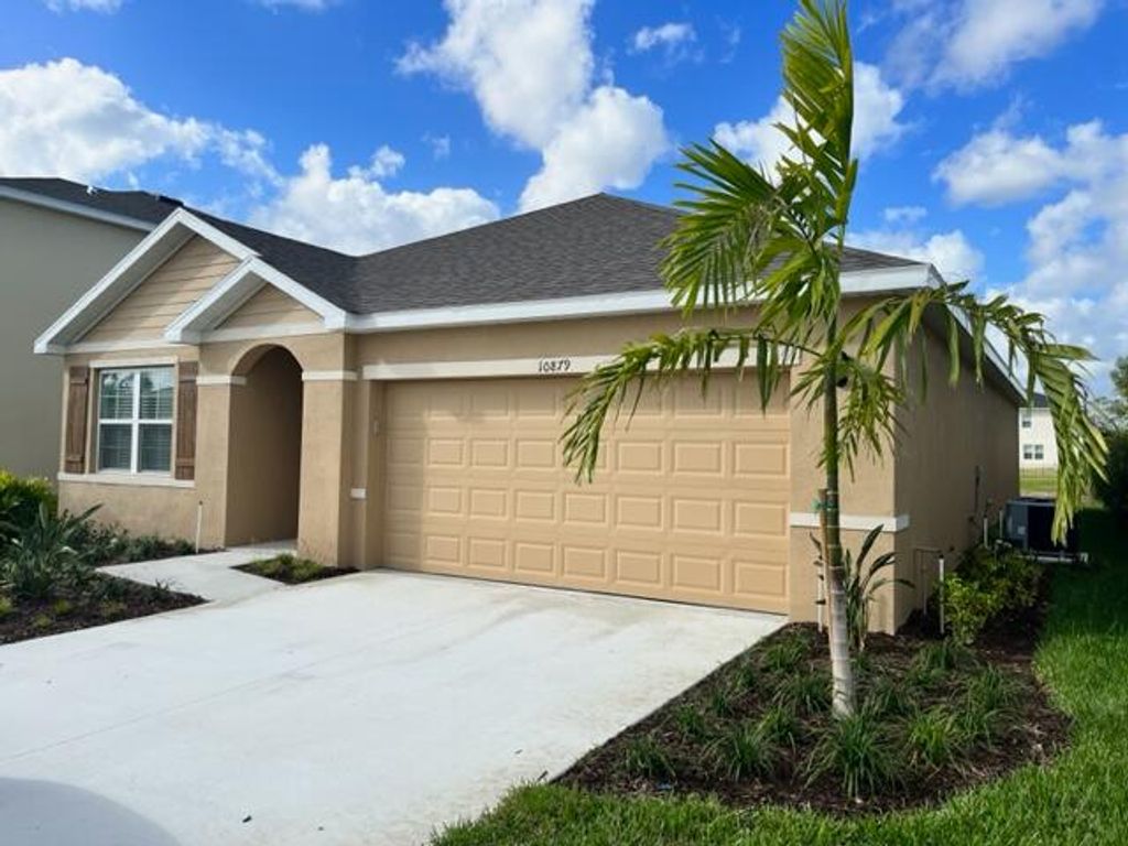Photo of 10879 SW Pacini Way, Port Saint Lucie, FL 34987 (MLS # R10931878)