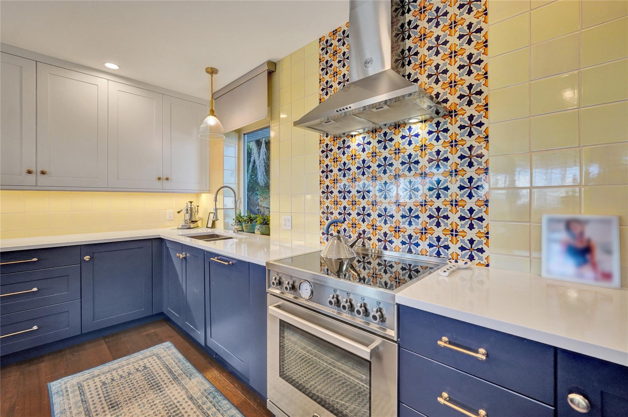 Coral Cove - Residential