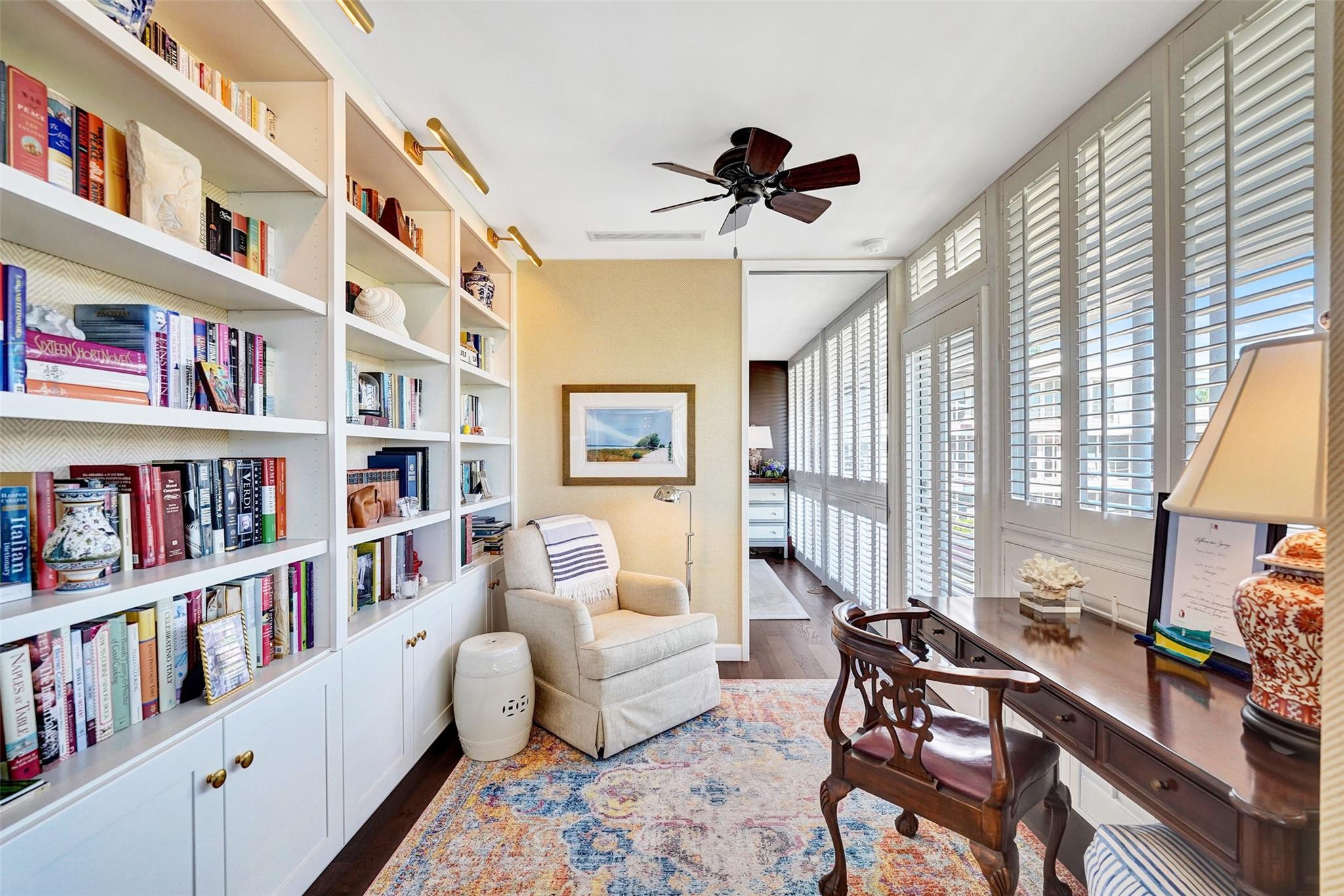 Coral Cove - Residential