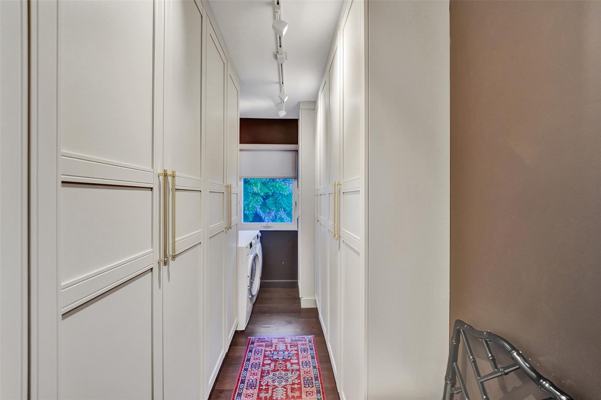 Coral Cove - Residential