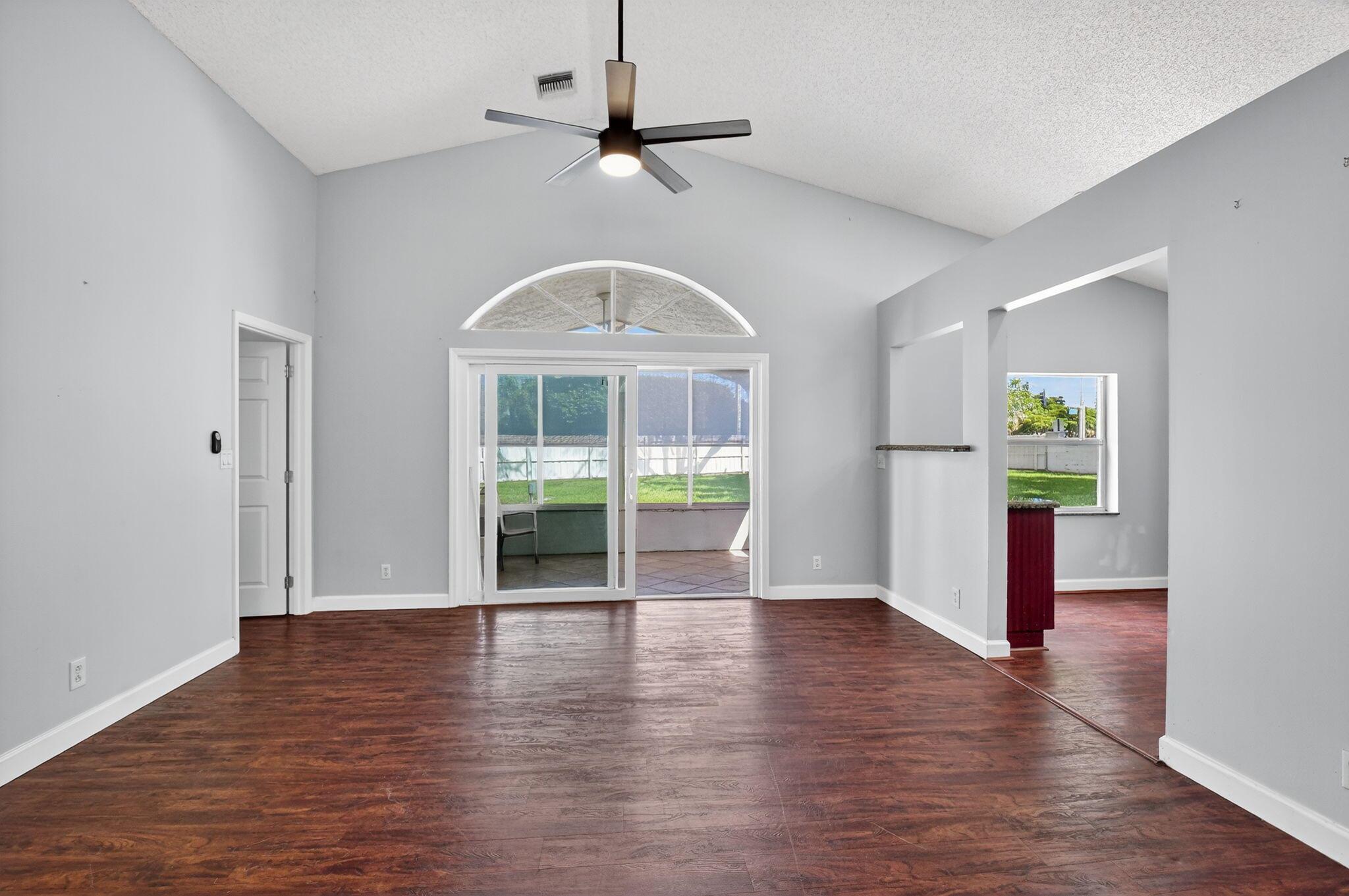 Newport Cove - Residential