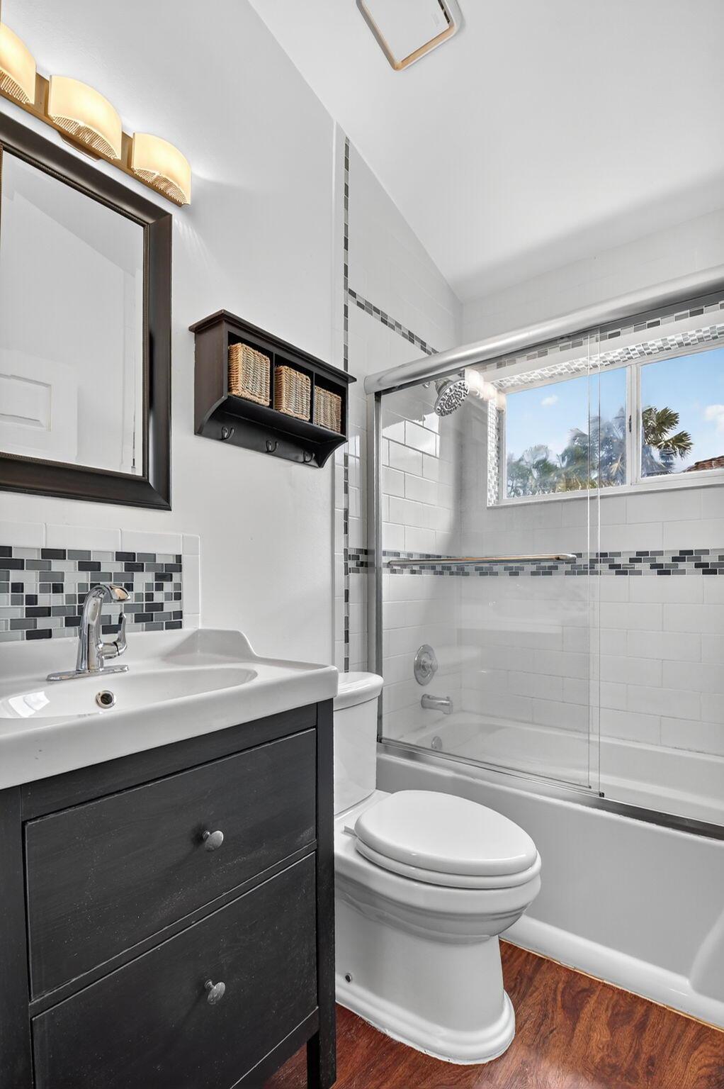 Newport Cove - Residential