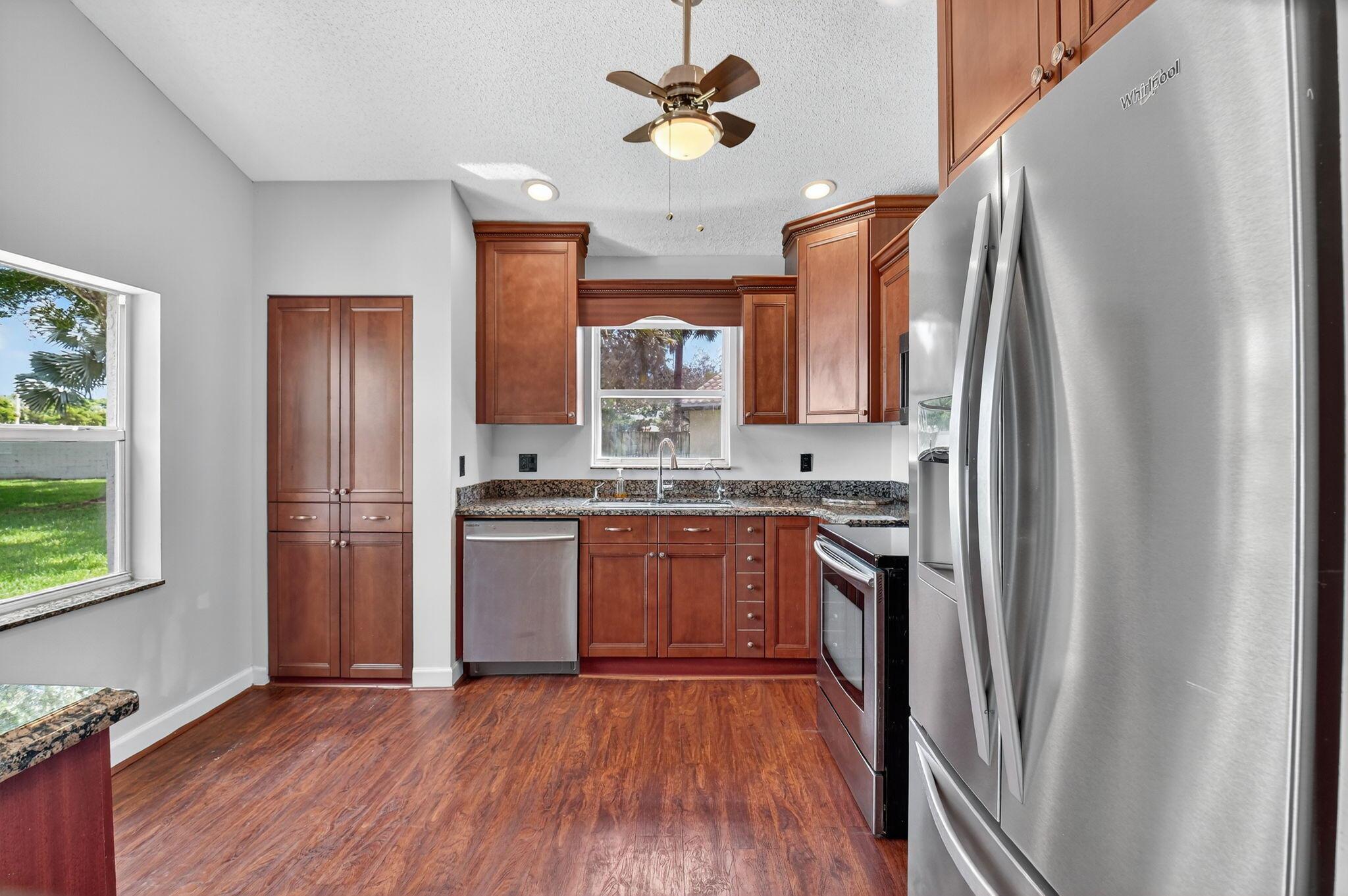 Newport Cove - Residential