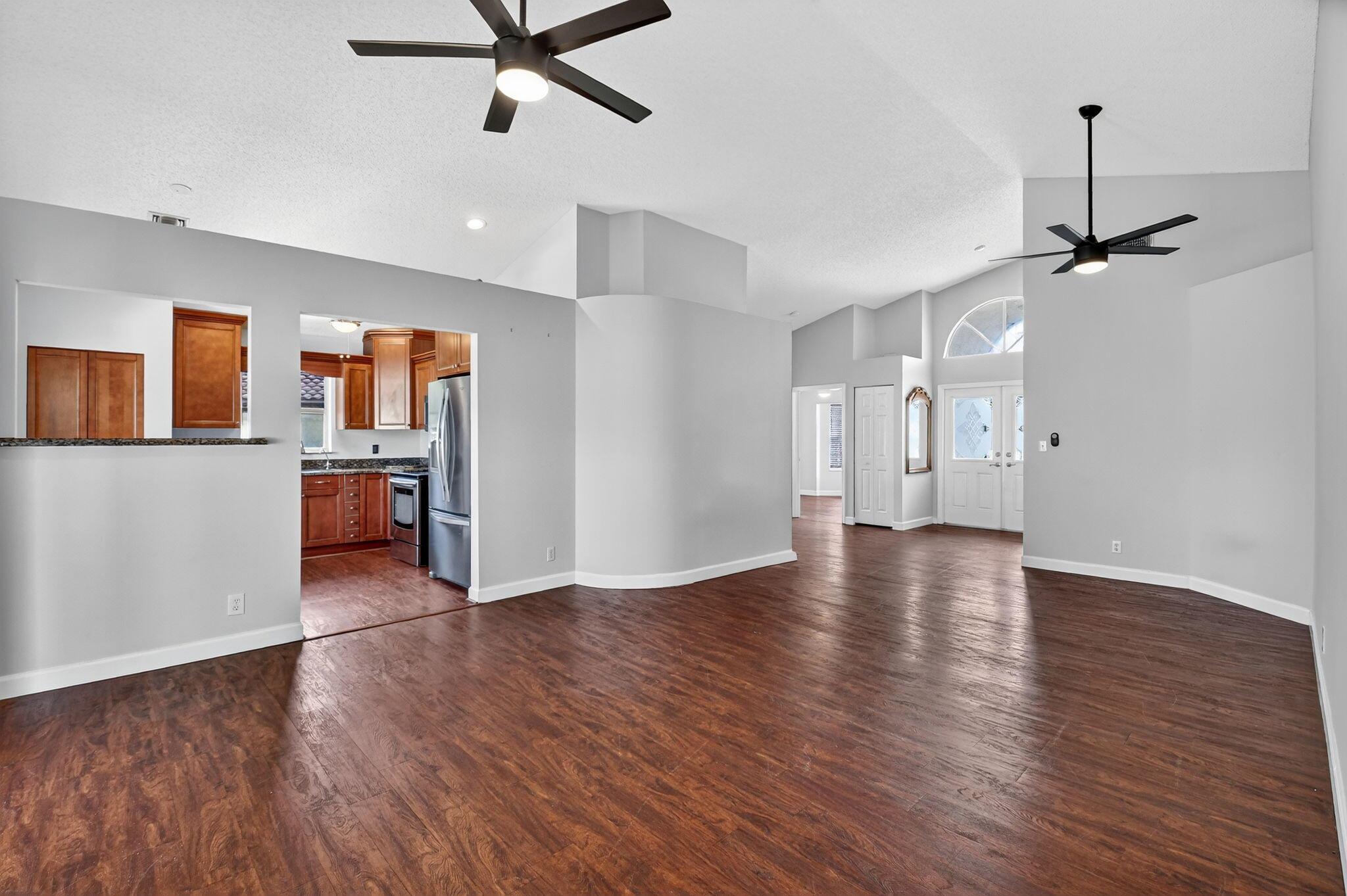 Newport Cove - Residential