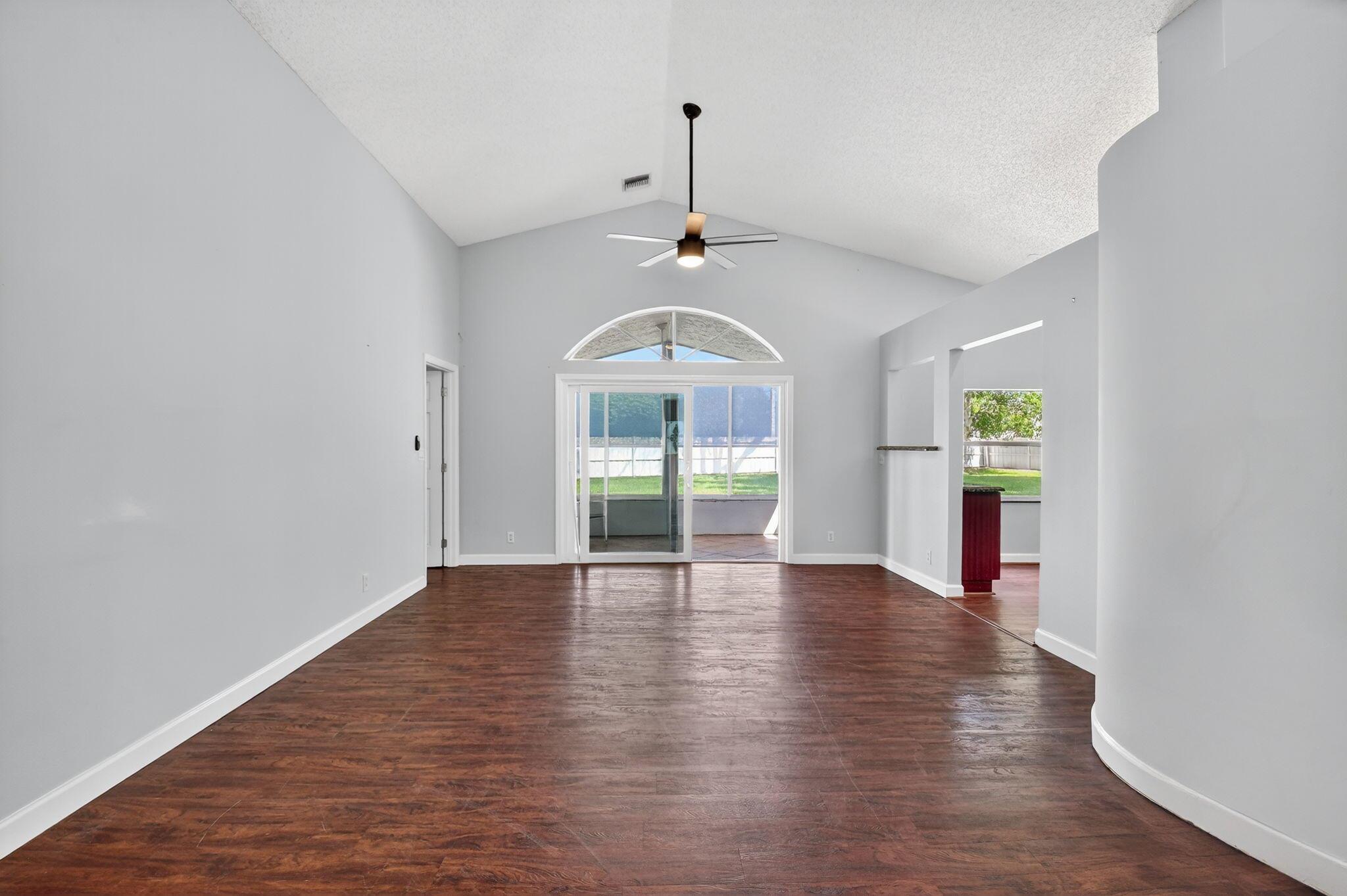 Newport Cove - Residential