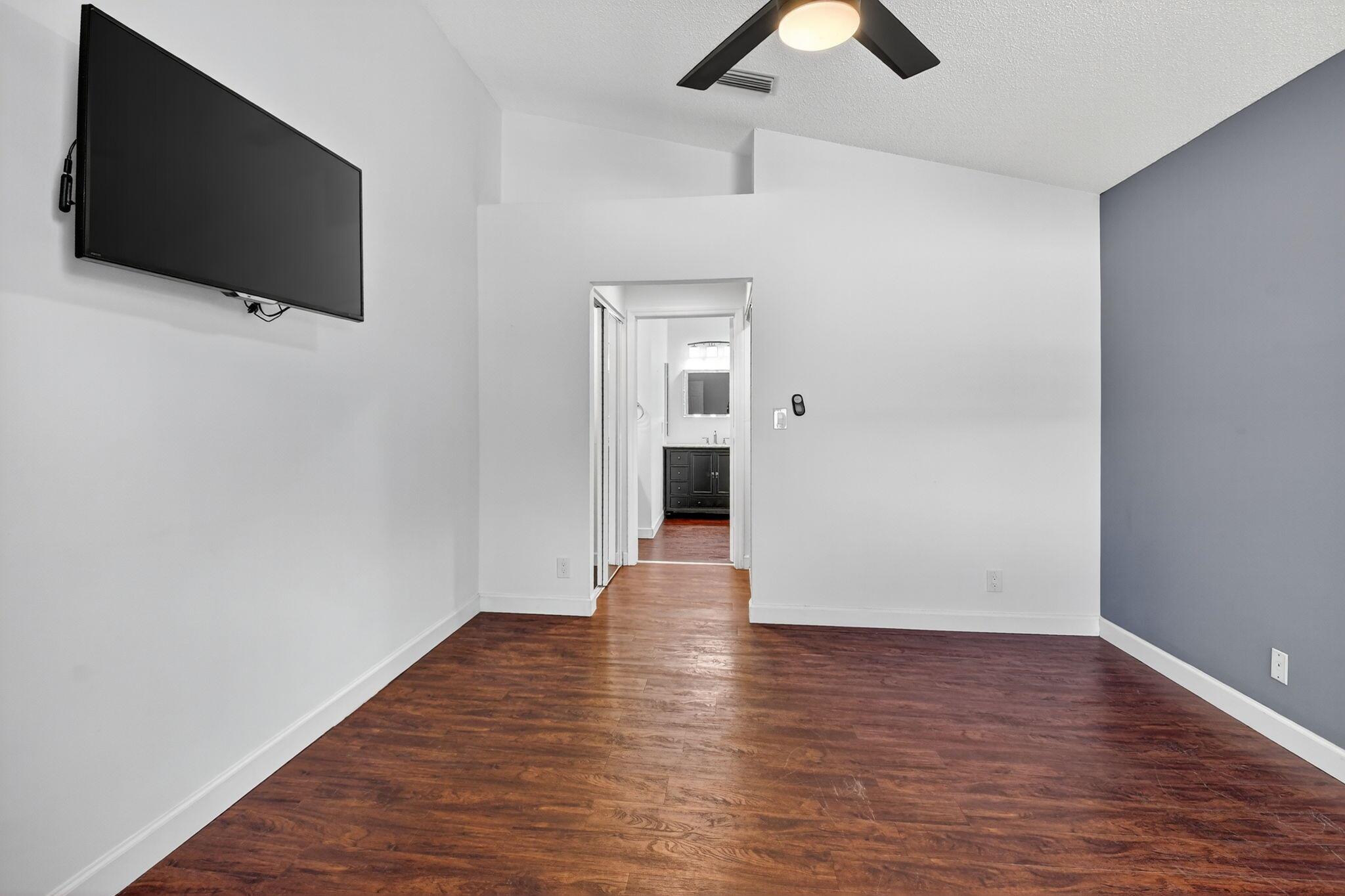 Newport Cove - Residential