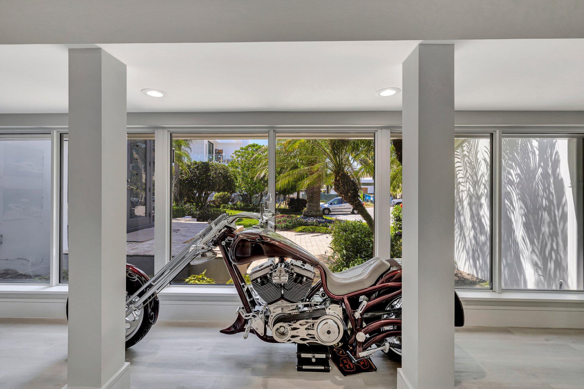 TROPIC ISLE 3RD SEC - Residential