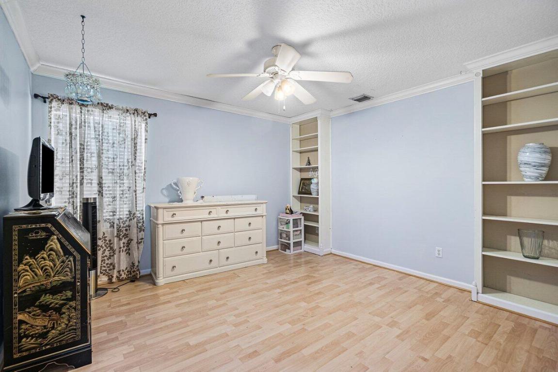 PALM BEACH FARMS CO 3 - Residential