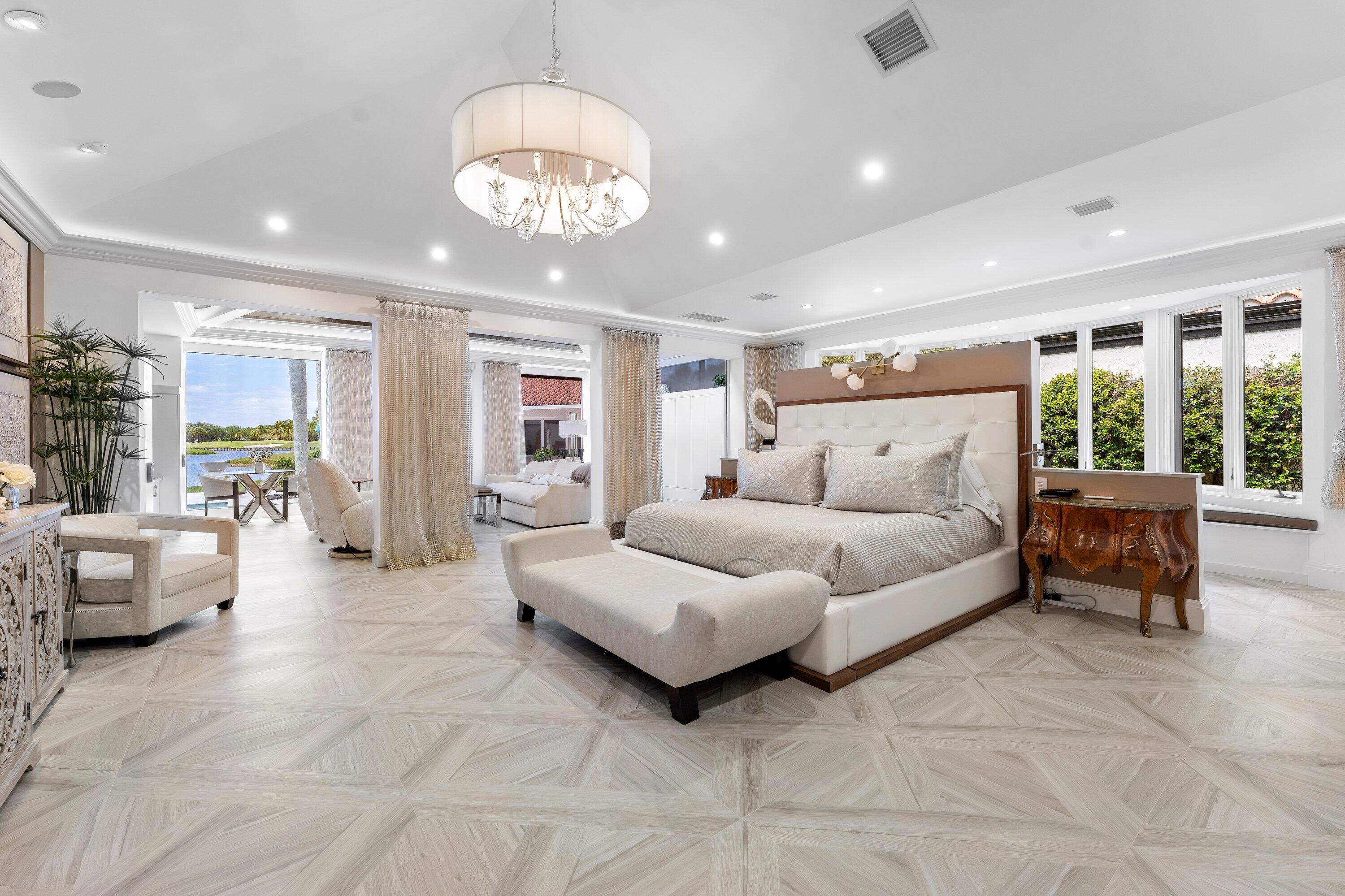 FRENCHMANS CREEK - Residential