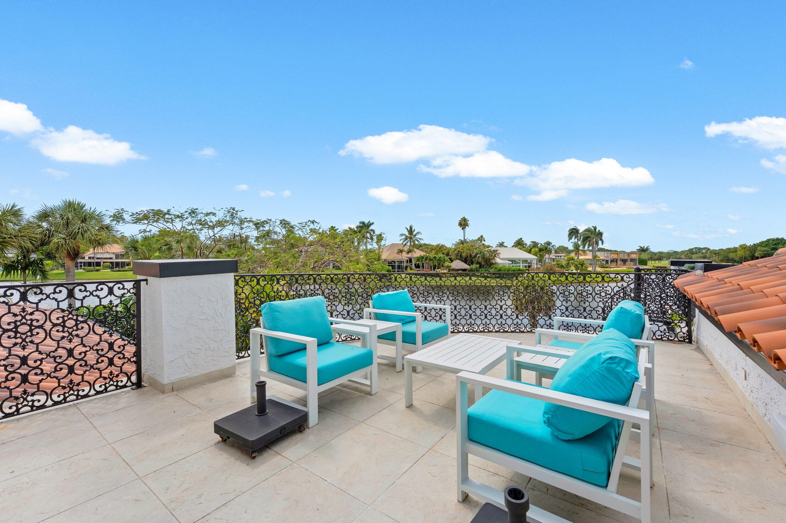 FRENCHMANS CREEK - Residential