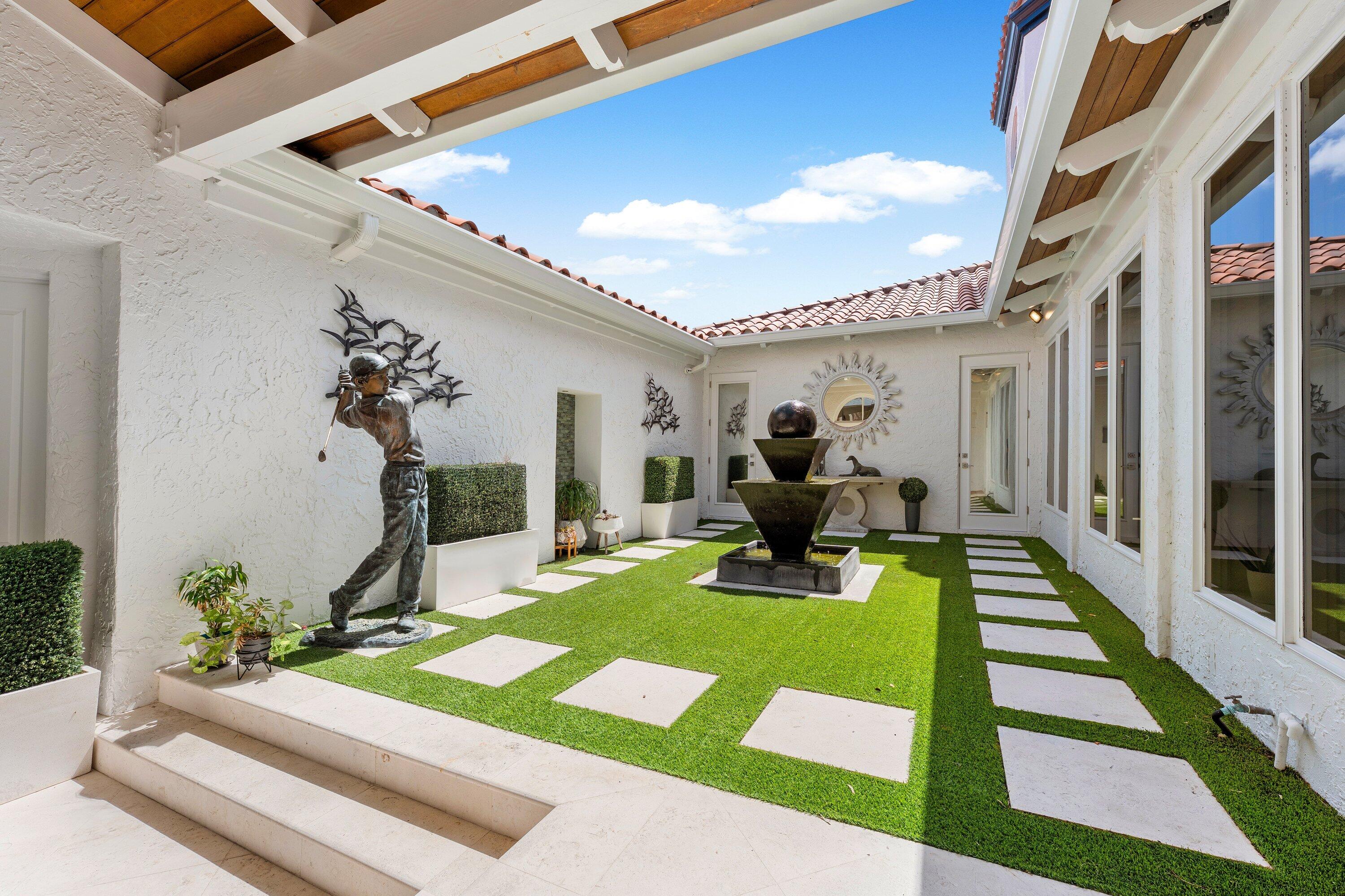 FRENCHMANS CREEK - Residential