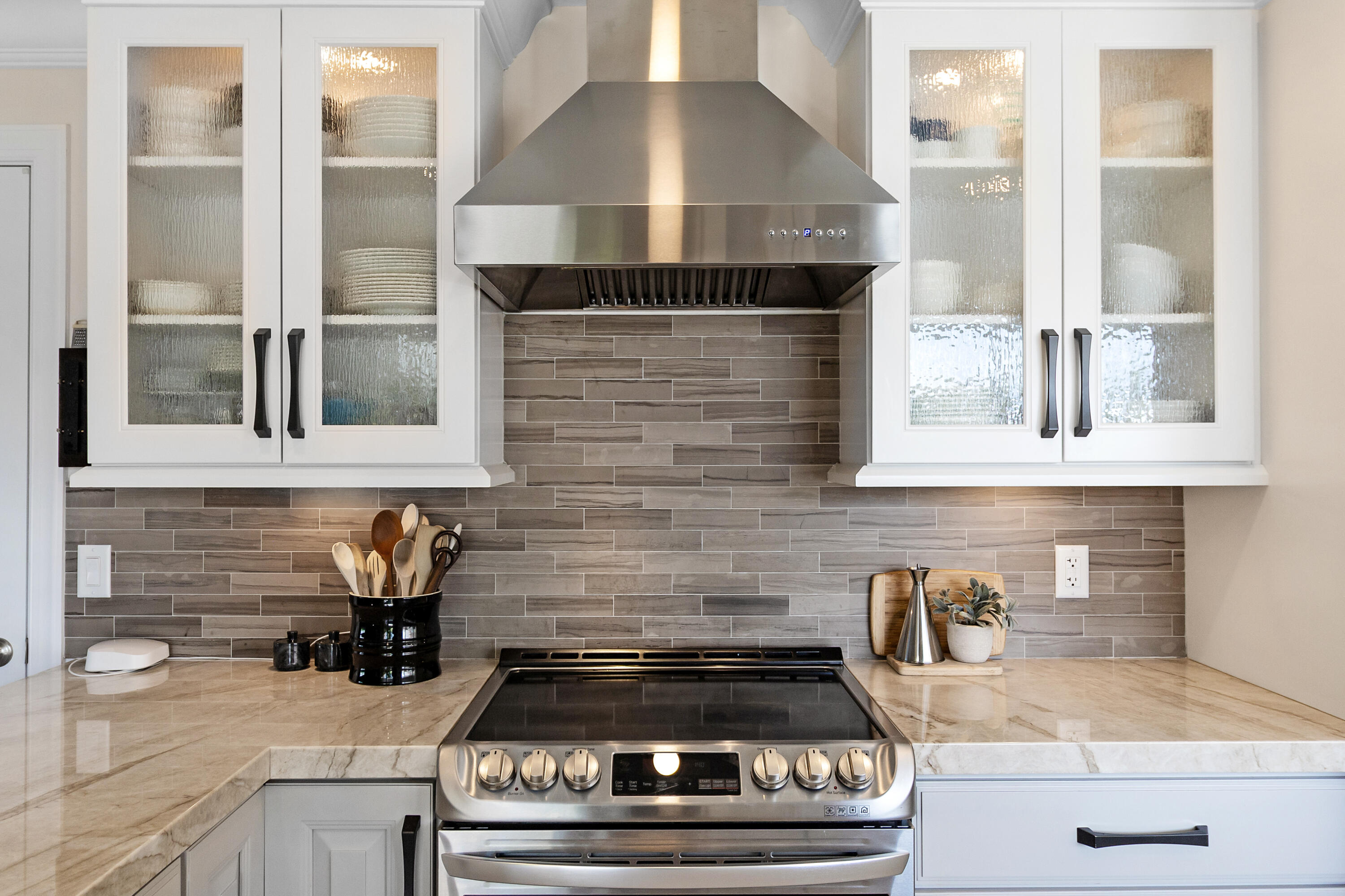 IMPERIAL POINT 4TH SEC - Residential
