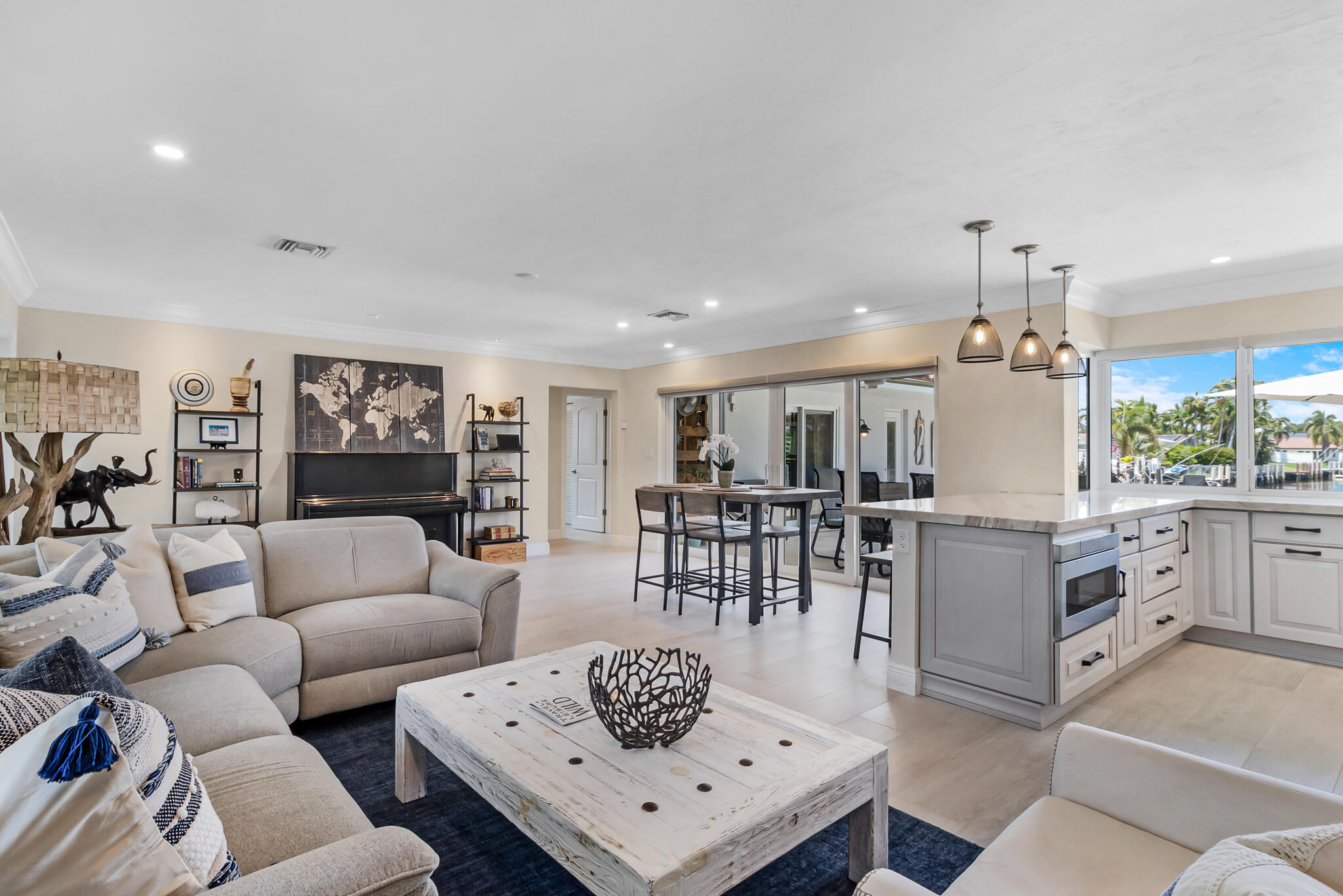 IMPERIAL POINT 4TH SEC - Residential