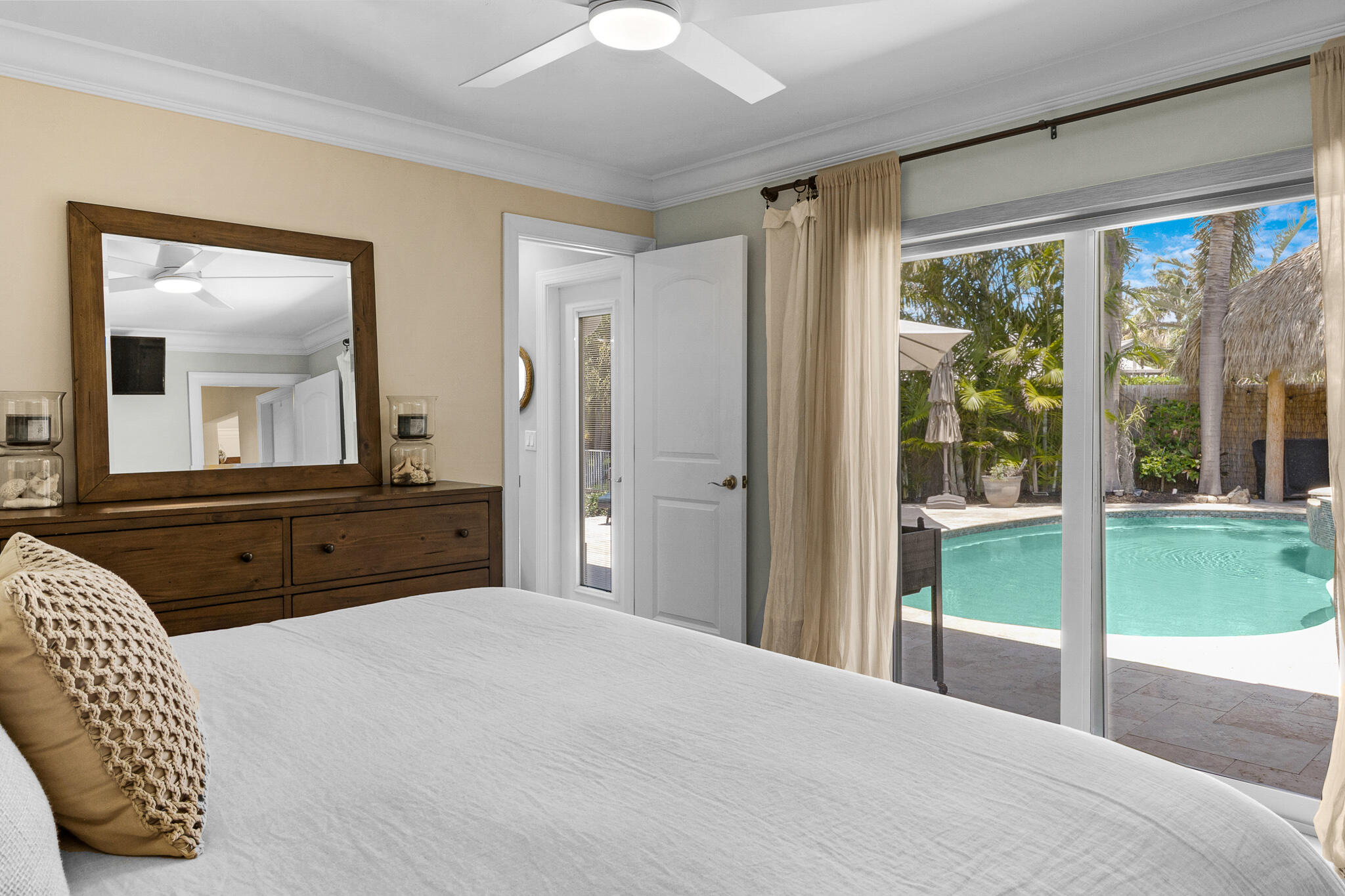IMPERIAL POINT 4TH SEC - Residential