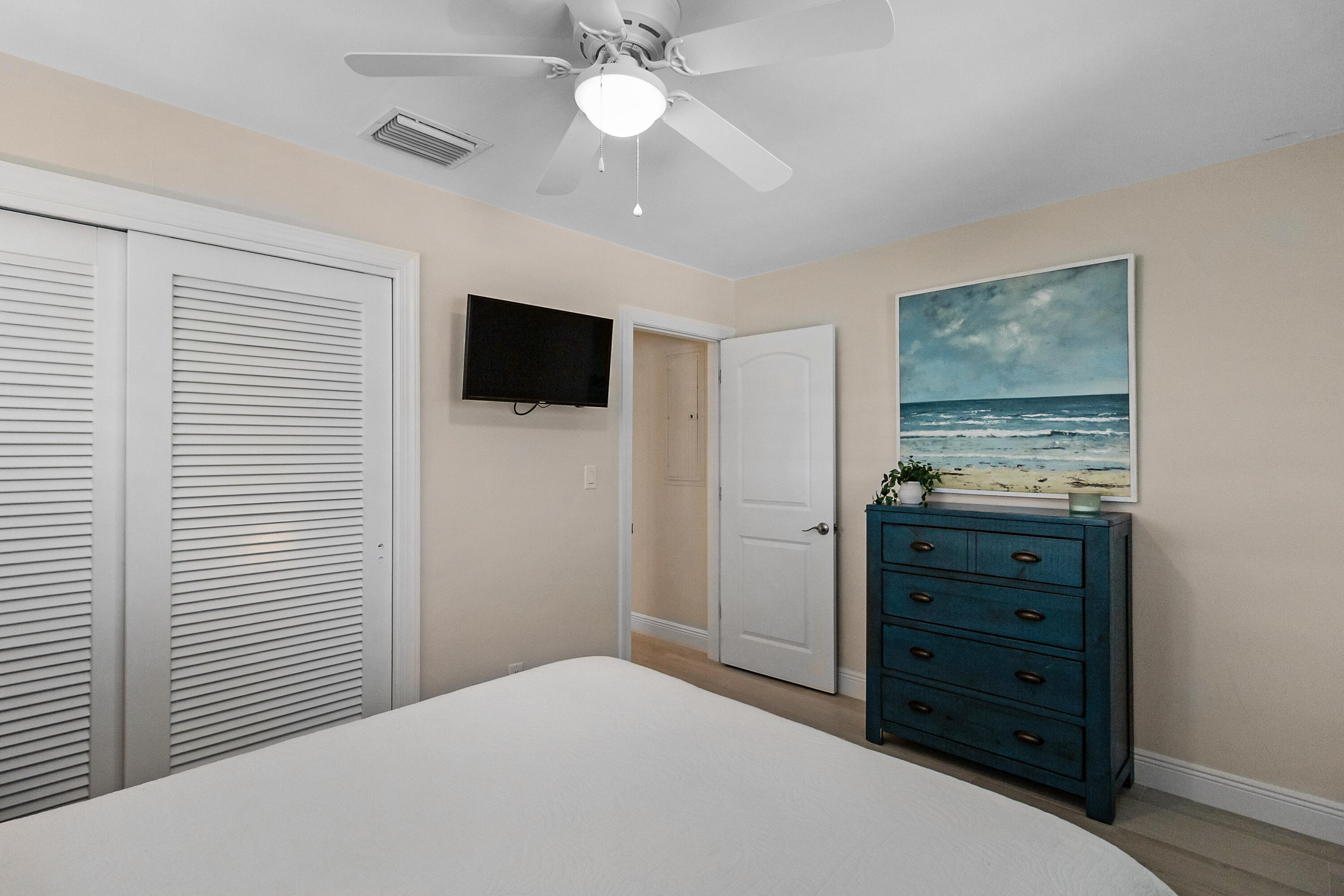 IMPERIAL POINT 4TH SEC - Residential