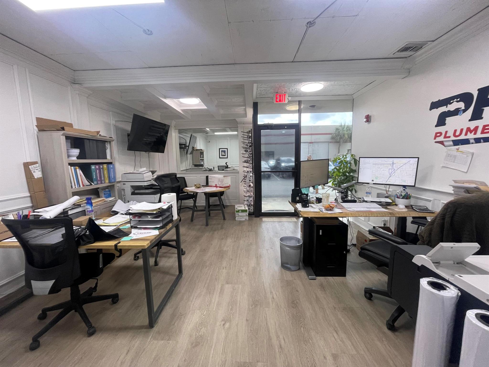 SOUTH CONGRESS INDUS CENT - Commercial Lease