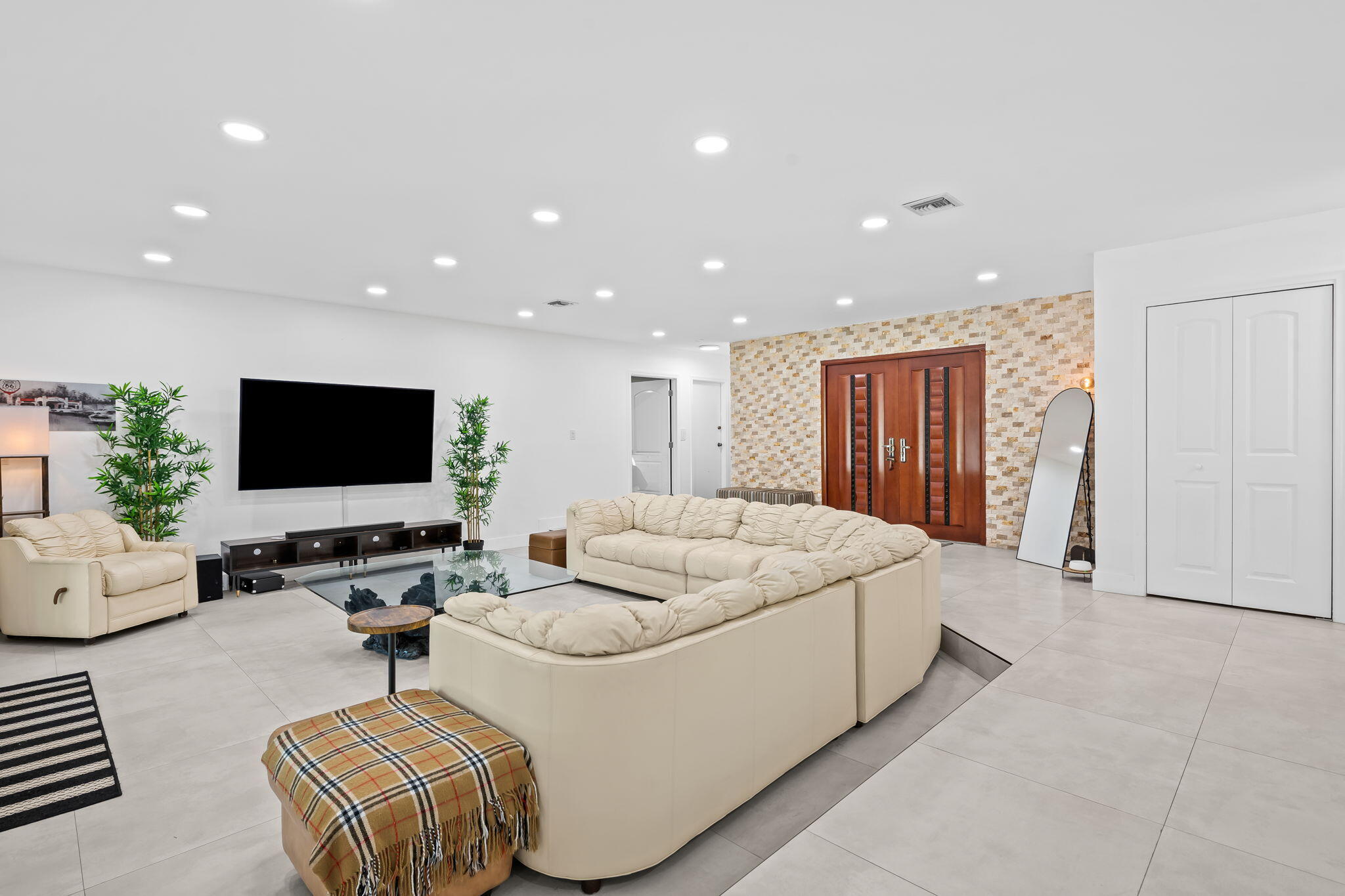 FLA FRUIT LANDS CO SUB NO 1 - Residential