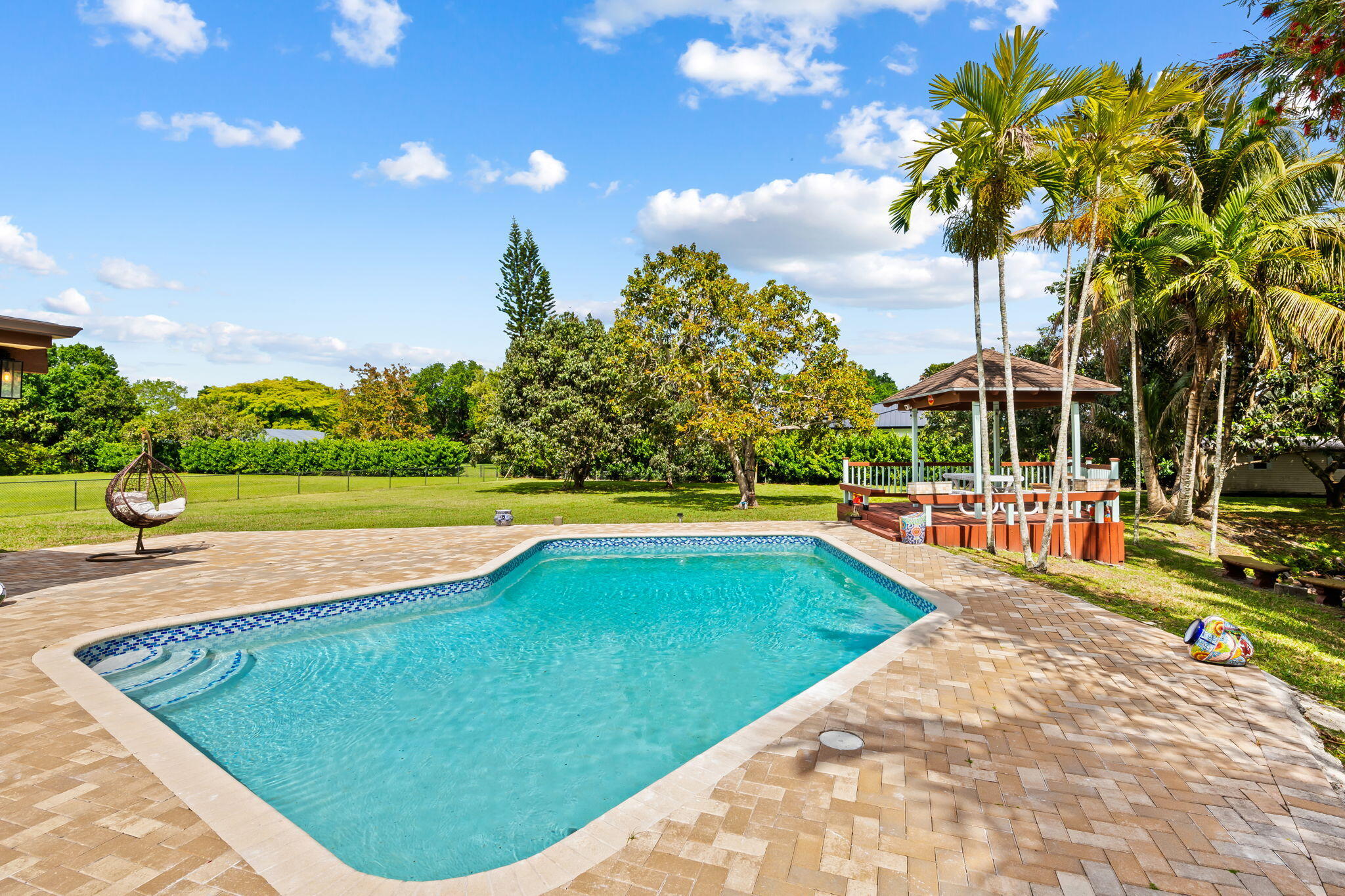 FLA FRUIT LANDS CO SUB NO 1 - Residential