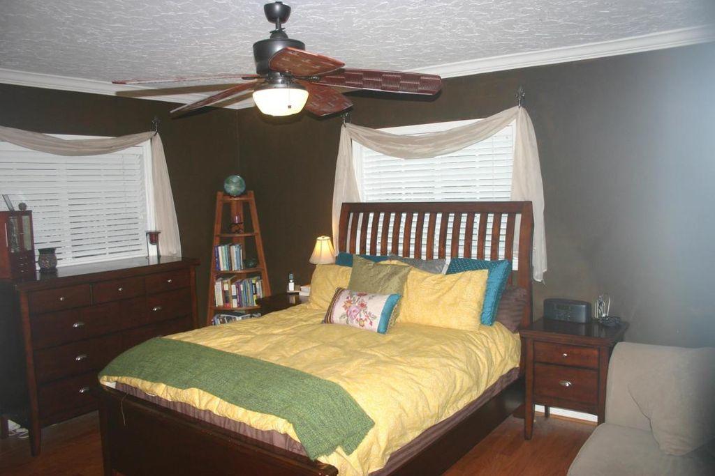 SOUTH SHORE 1 OF WELLINGTON - Residential