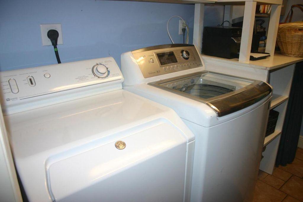 SOUTH SHORE 1 OF WELLINGTON - Residential