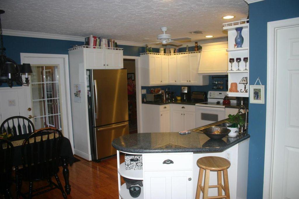 SOUTH SHORE 1 OF WELLINGTON - Residential