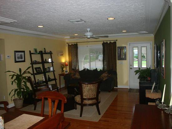 SOUTH SHORE 1 OF WELLINGTON - Residential