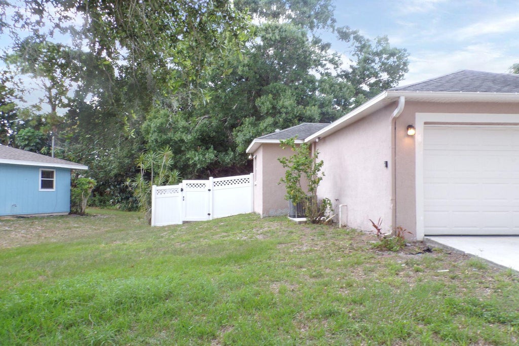 Photo of 7605 Penny Lane, Fort Pierce, FL 34951 (MLS # R11024887)