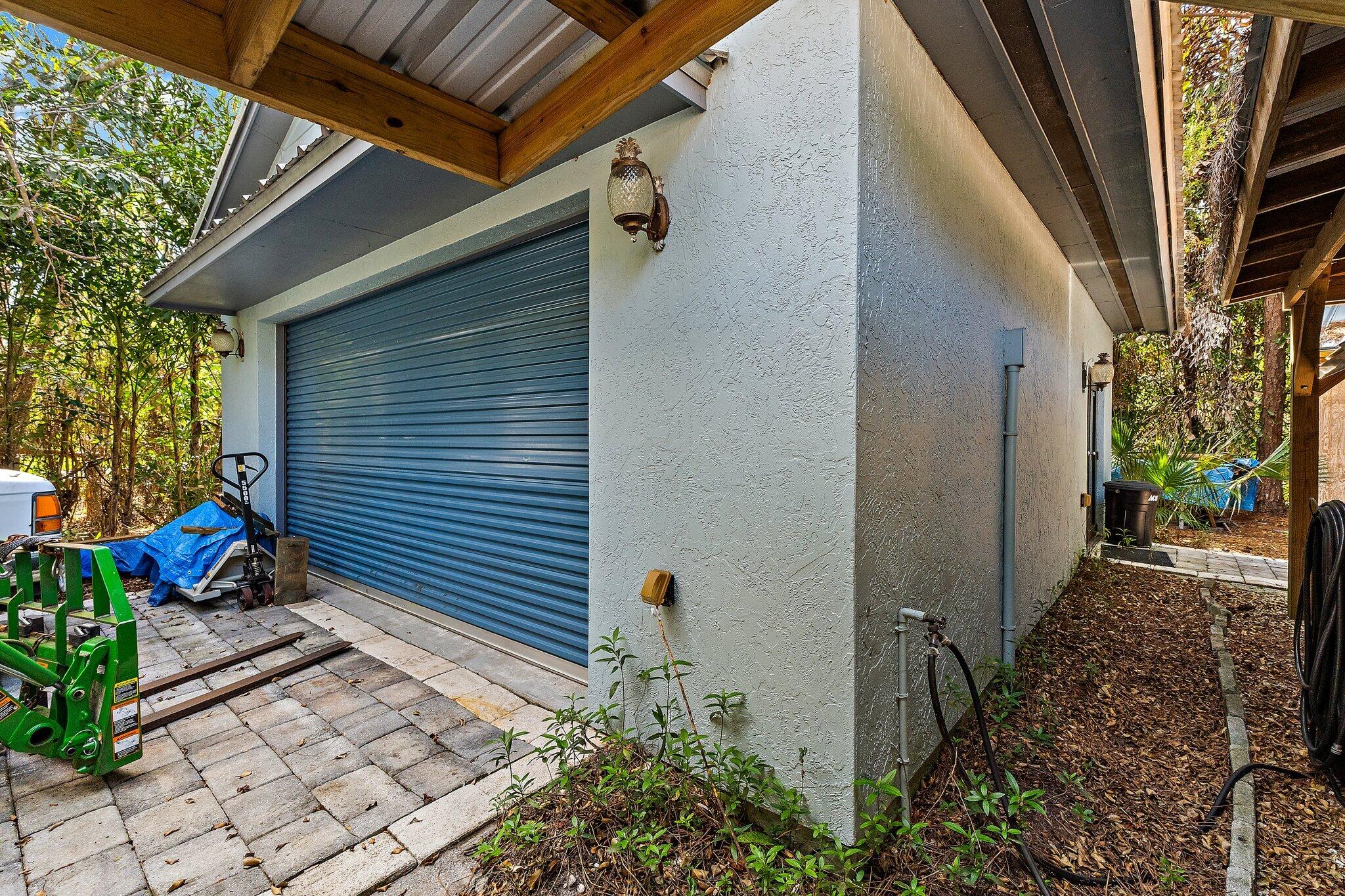 GREGOR WOODS - Residential