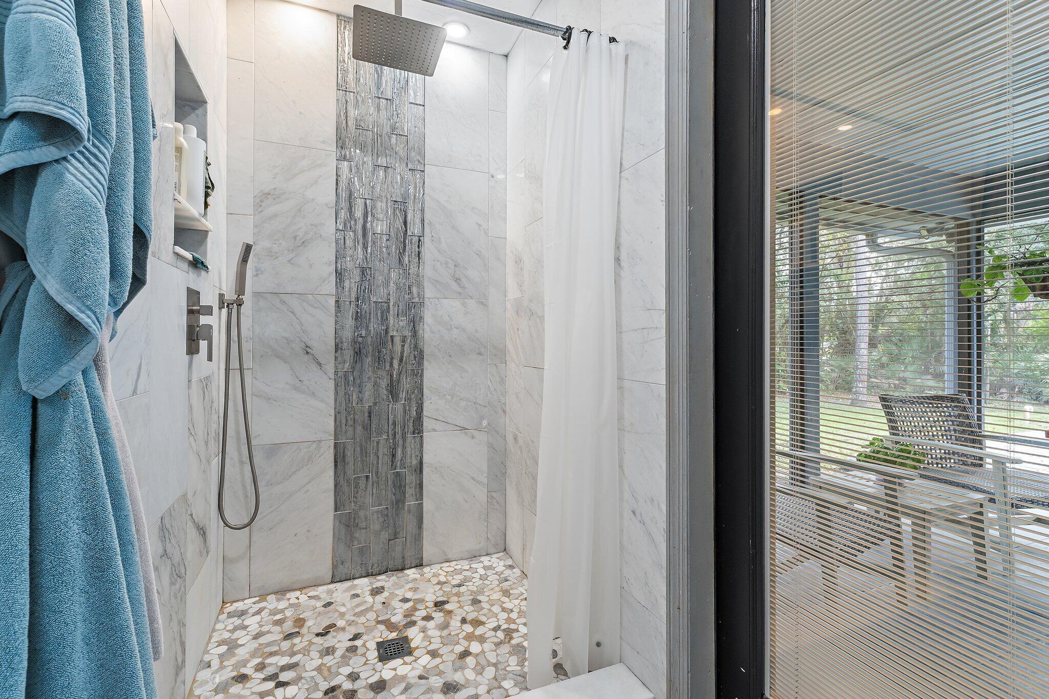 GREGOR WOODS - Residential