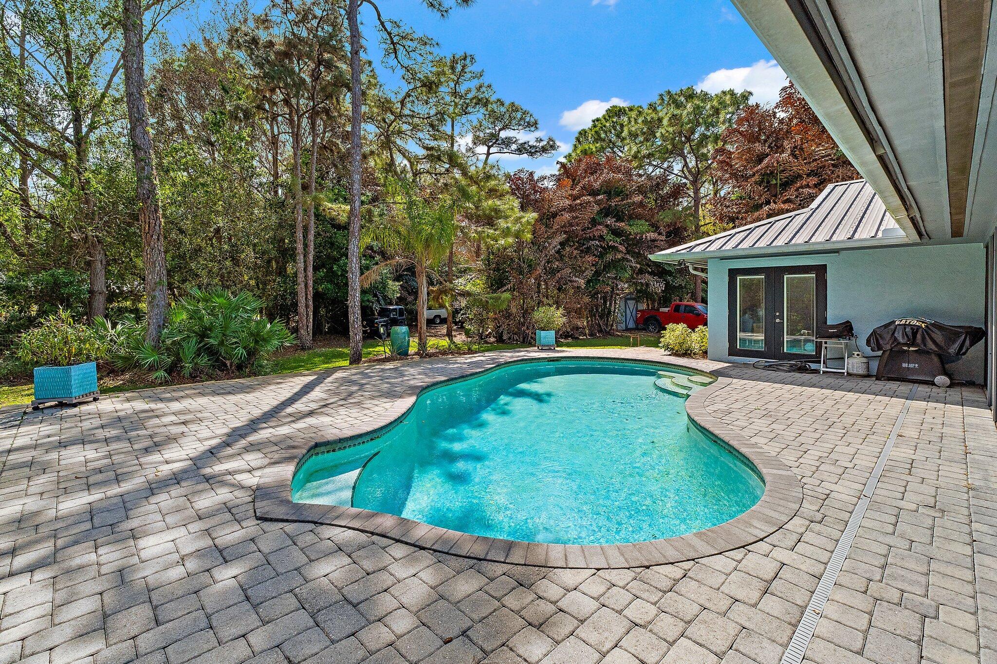 GREGOR WOODS - Residential