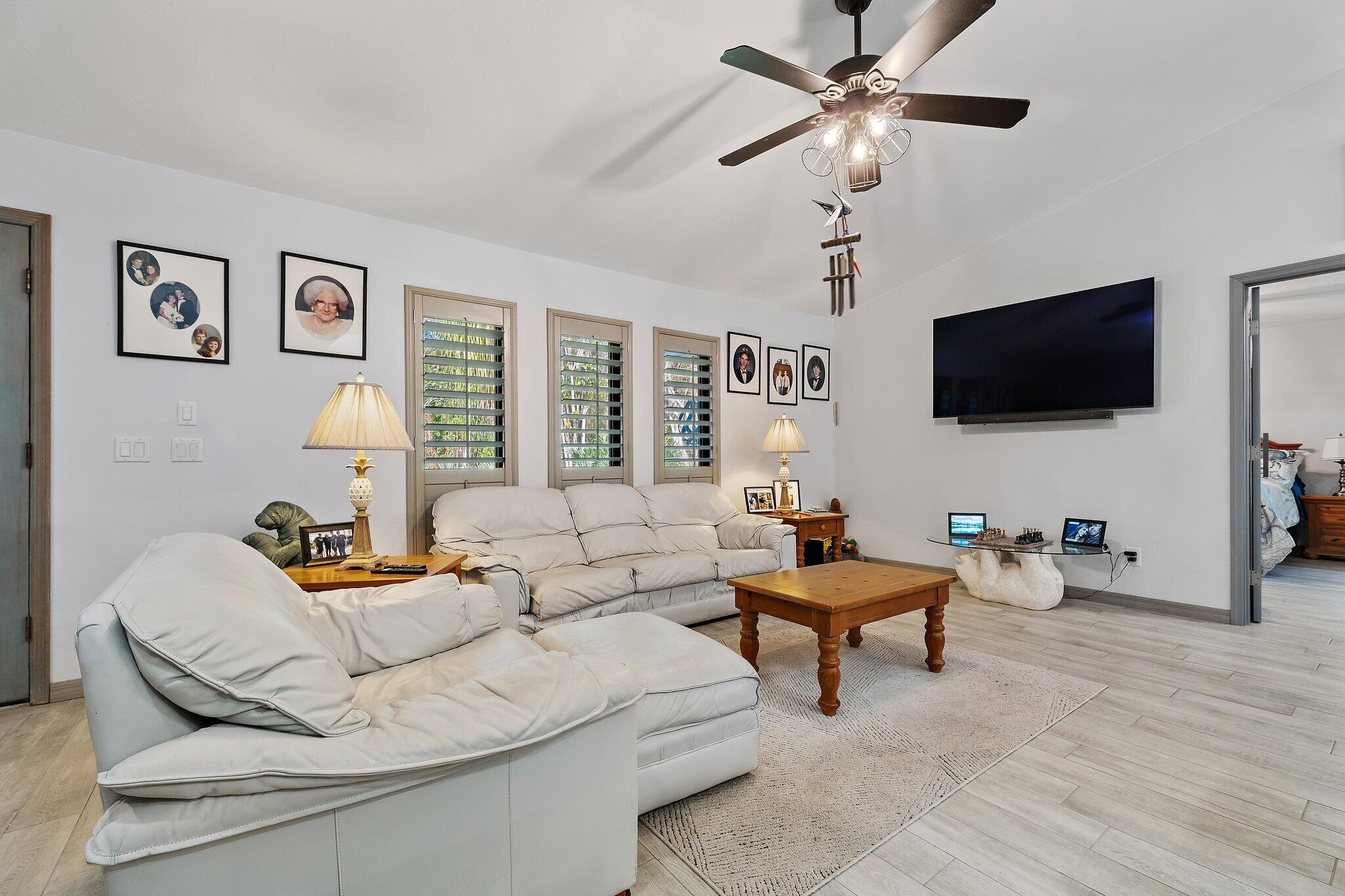 GREGOR WOODS - Residential