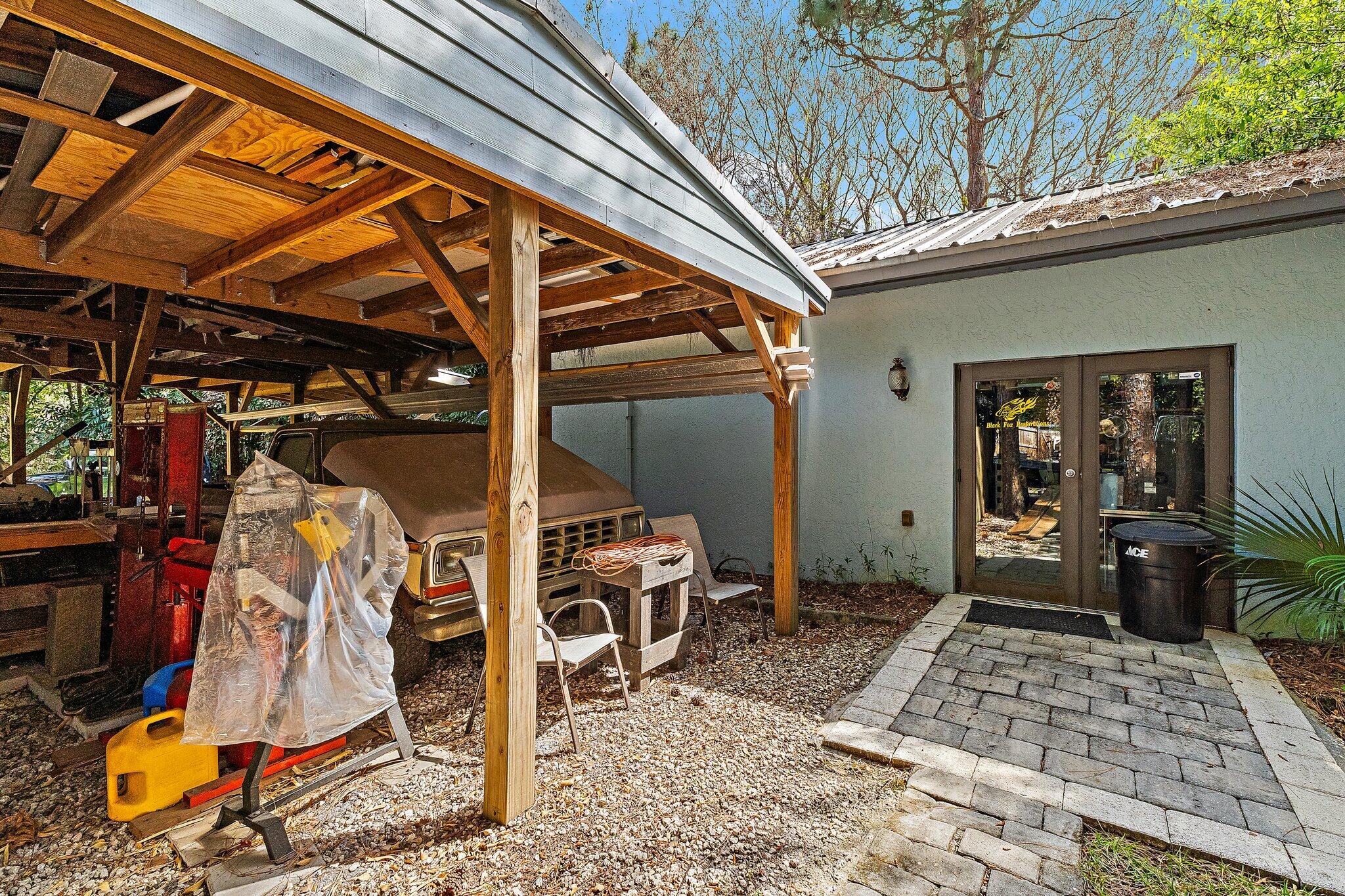 GREGOR WOODS - Residential