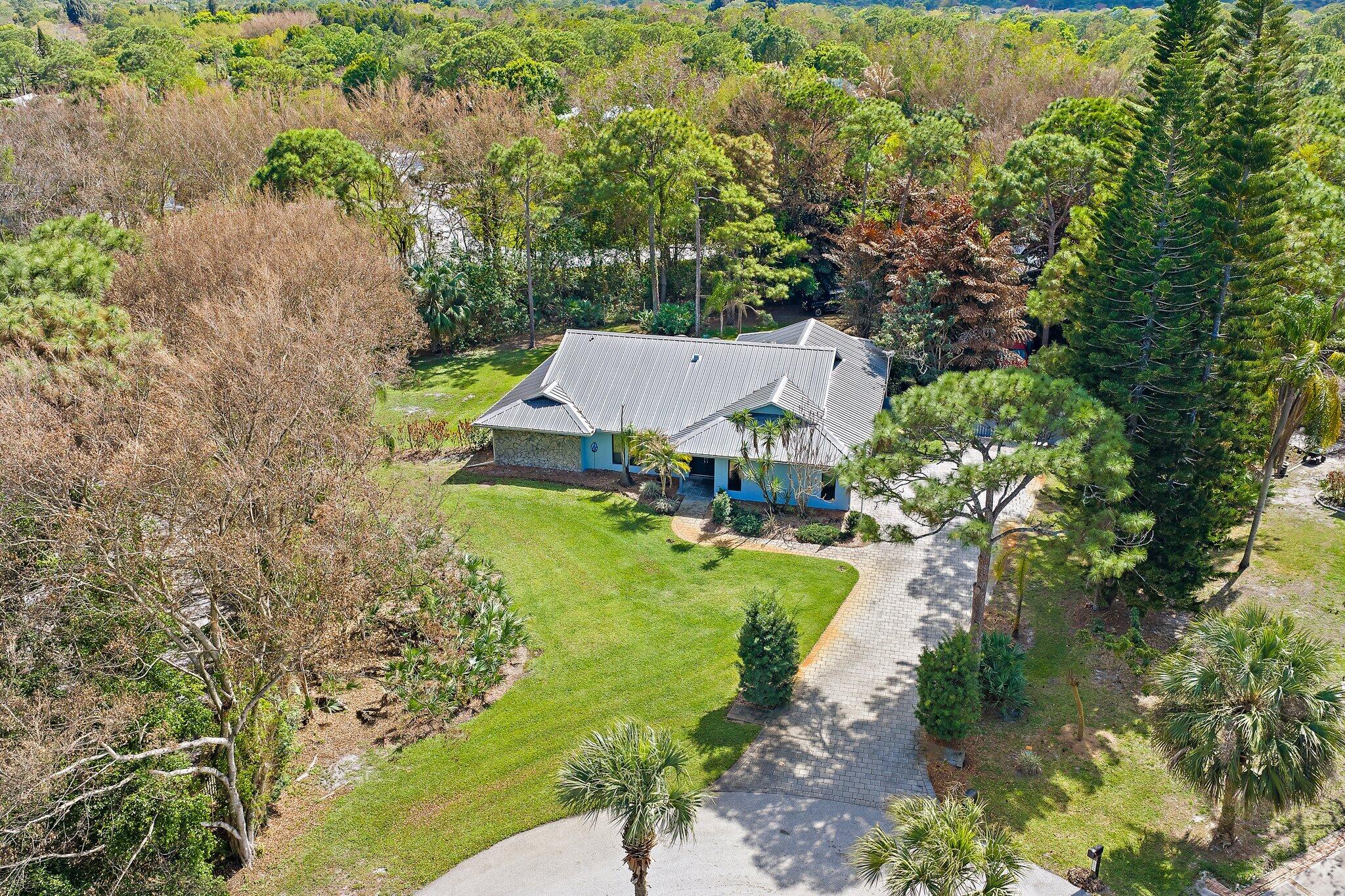 GREGOR WOODS - Residential