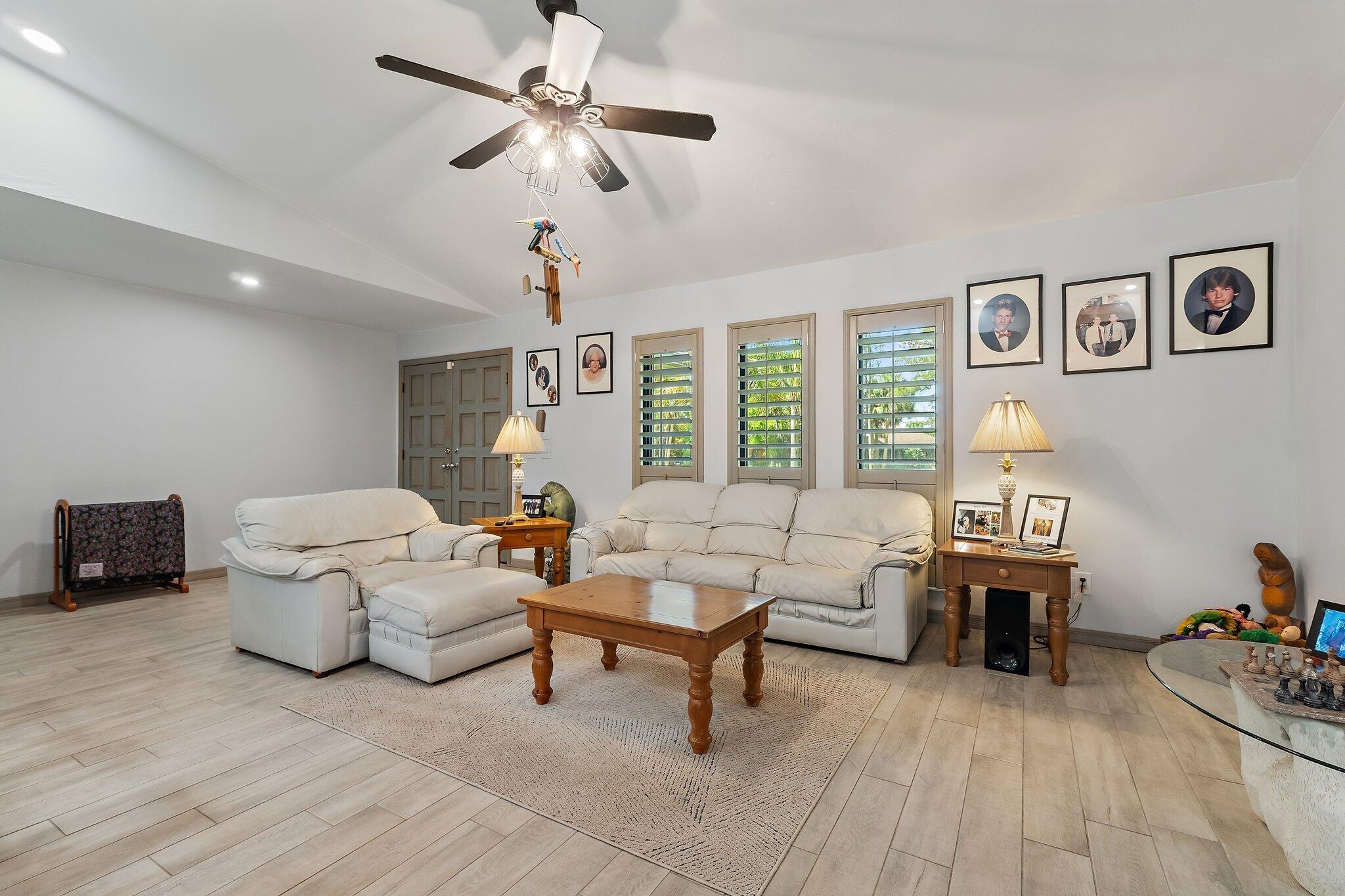 GREGOR WOODS - Residential