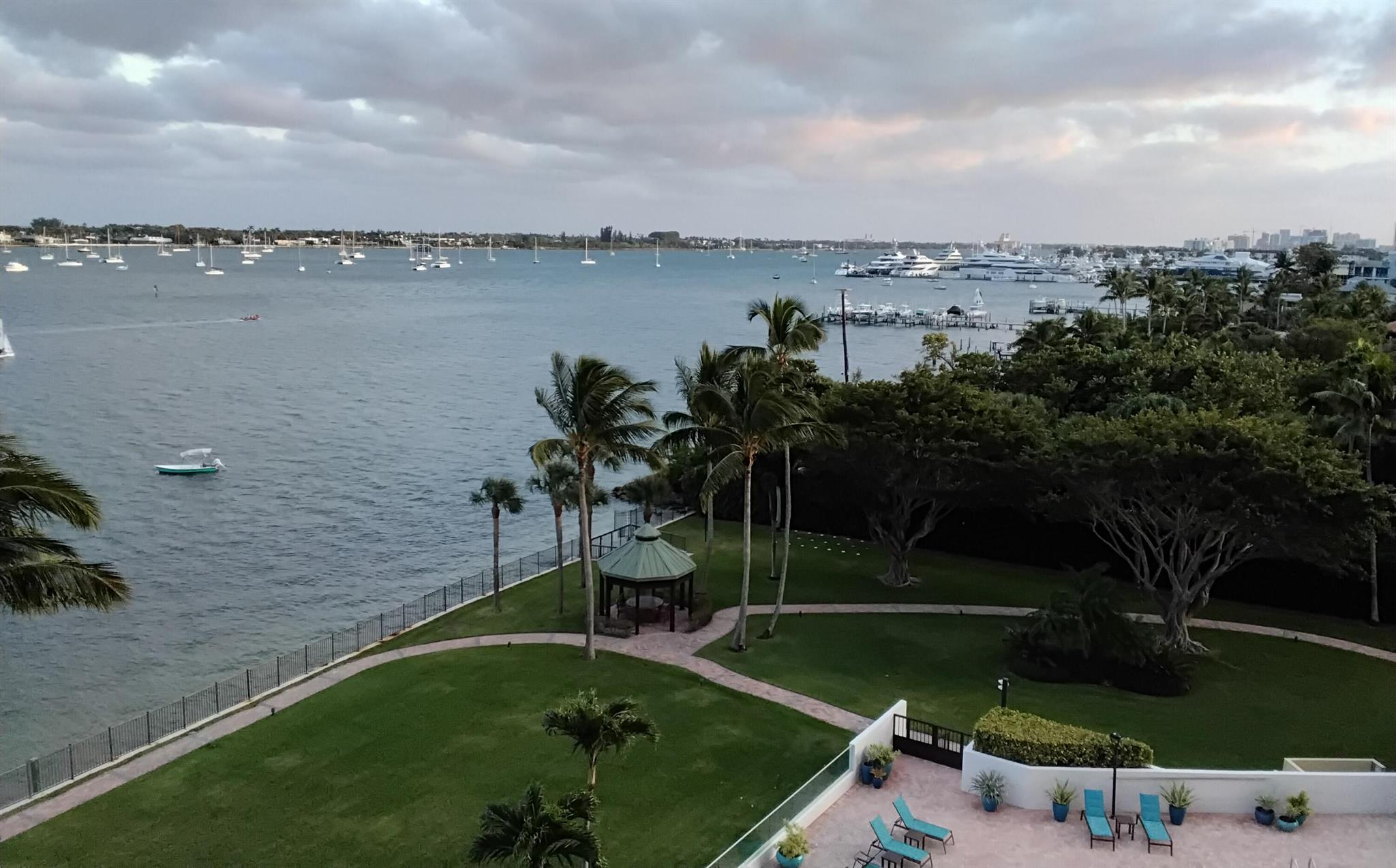 PLACIDO MAR CONDO - Residential