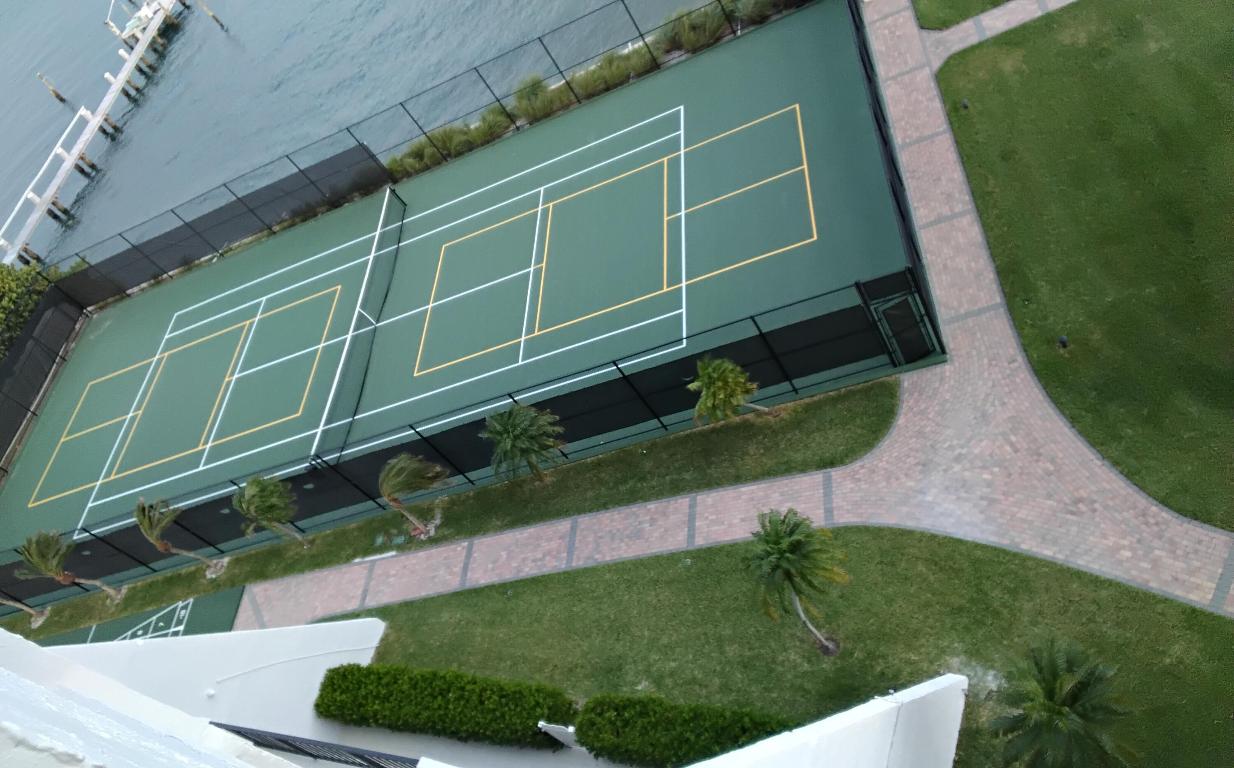 5200 N Flagler Drive SE 2006