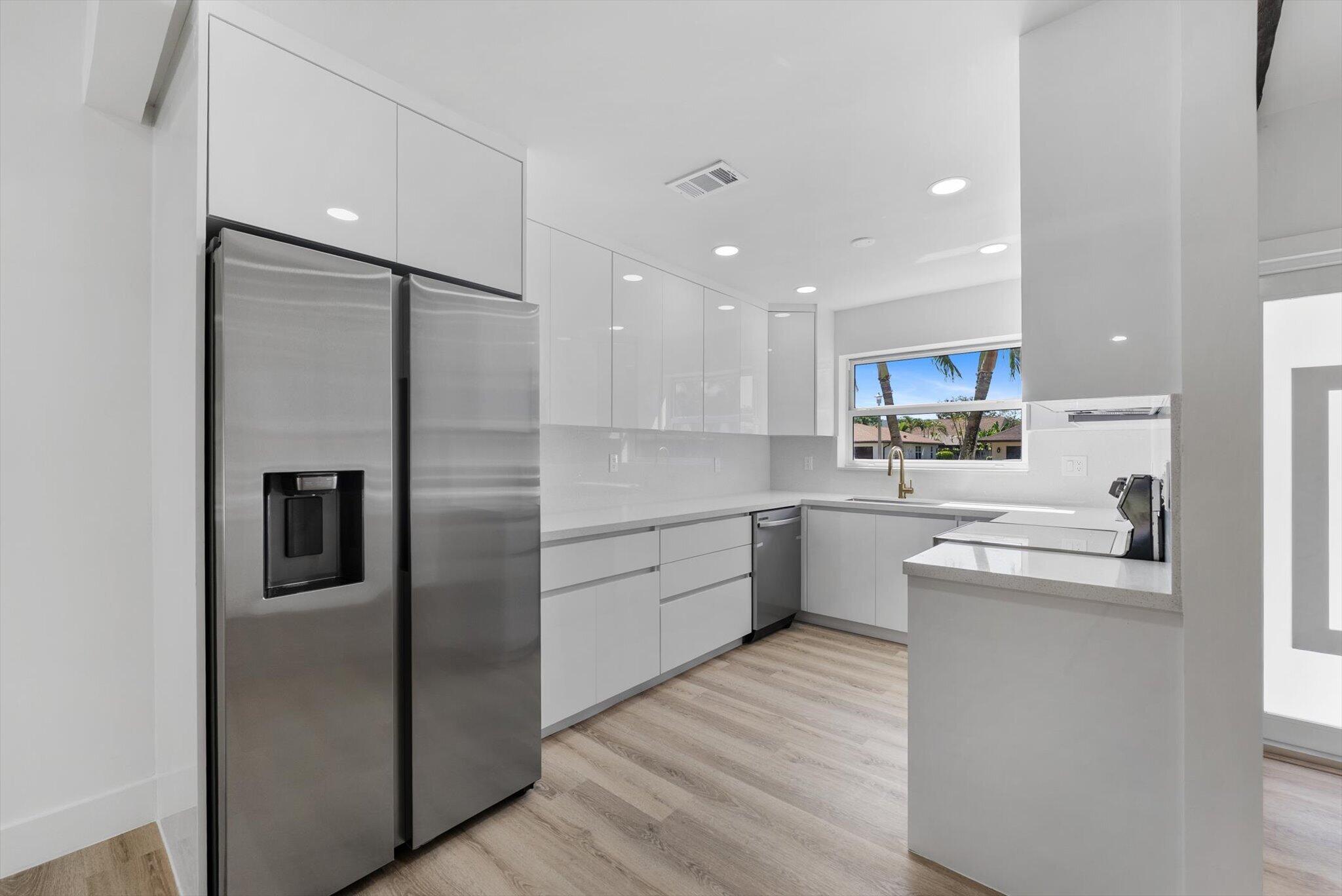 SOUTH SHORE NO 2A OF WELLINGTON - Residential