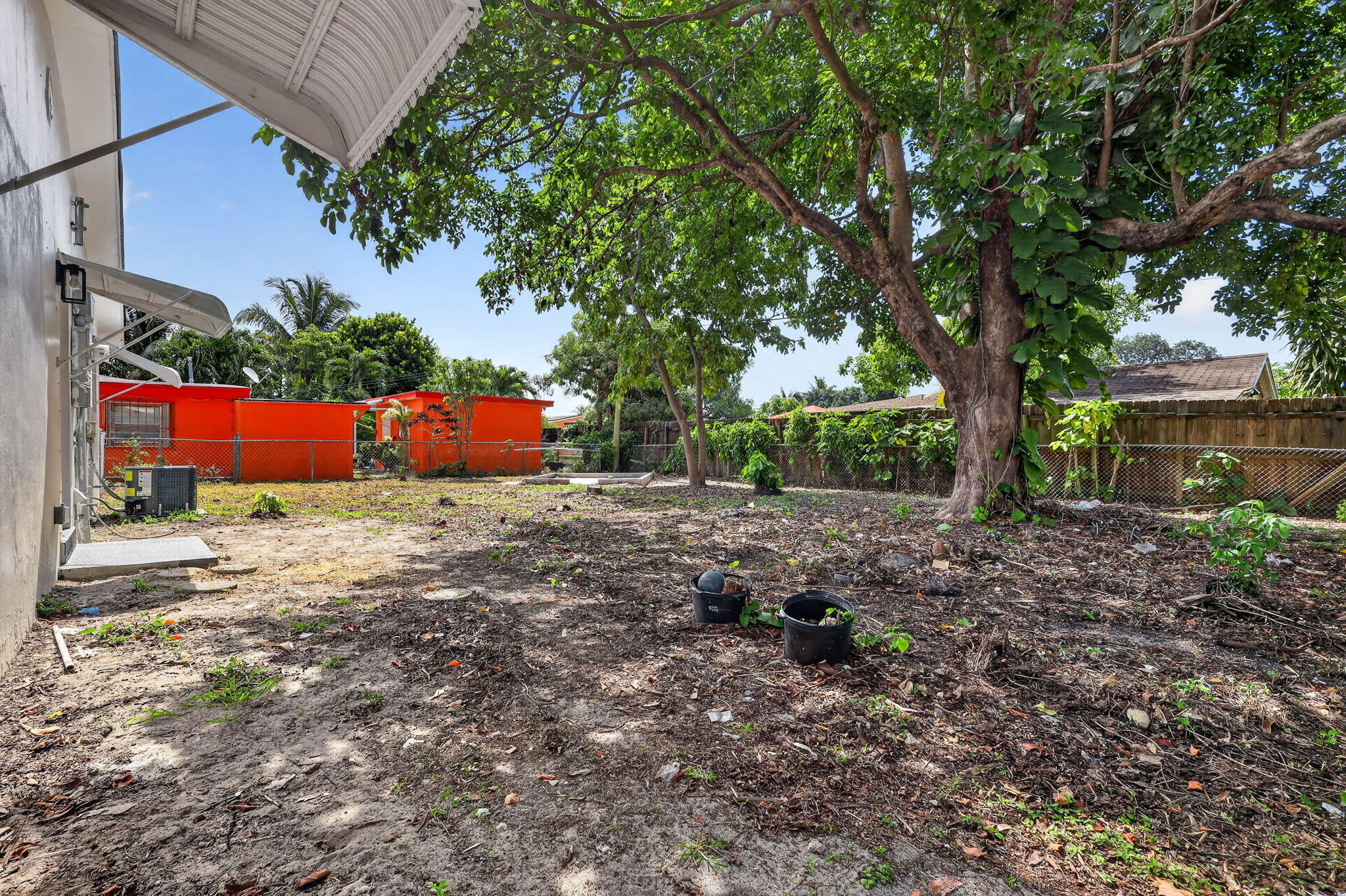 LAKE FOREST SEC 4 - Residential