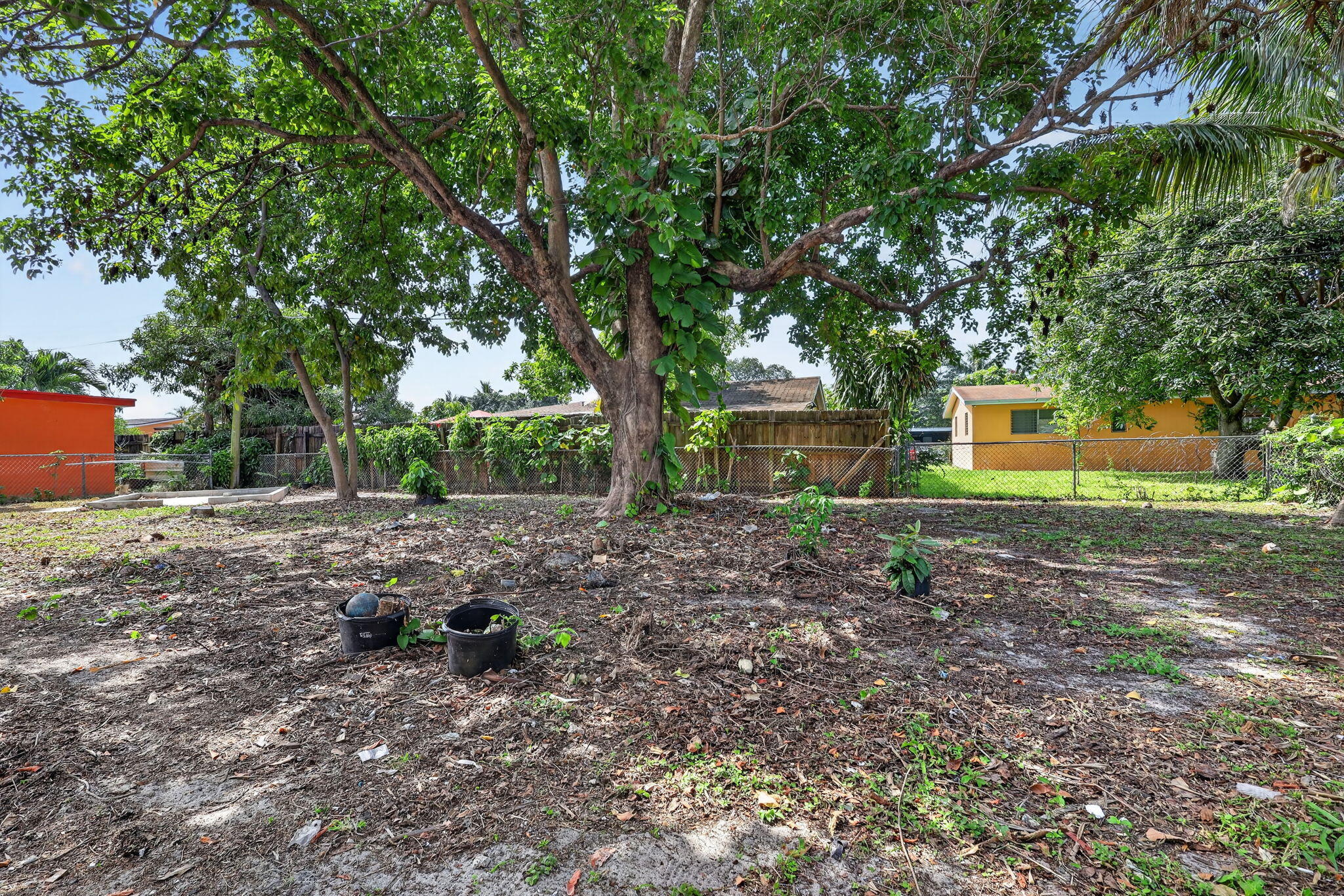 LAKE FOREST SEC 4 - Residential