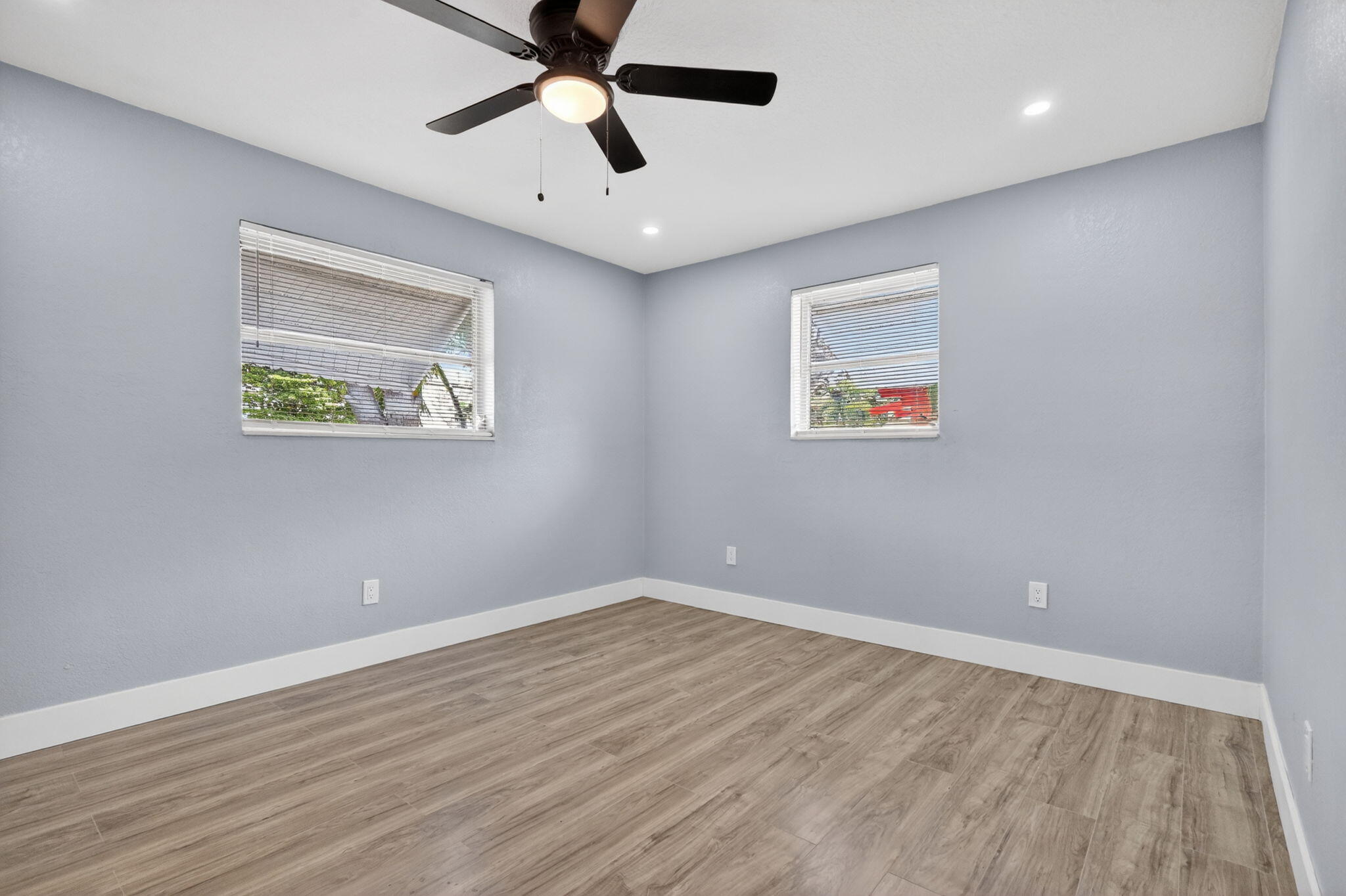 LAKE FOREST SEC 4 - Residential