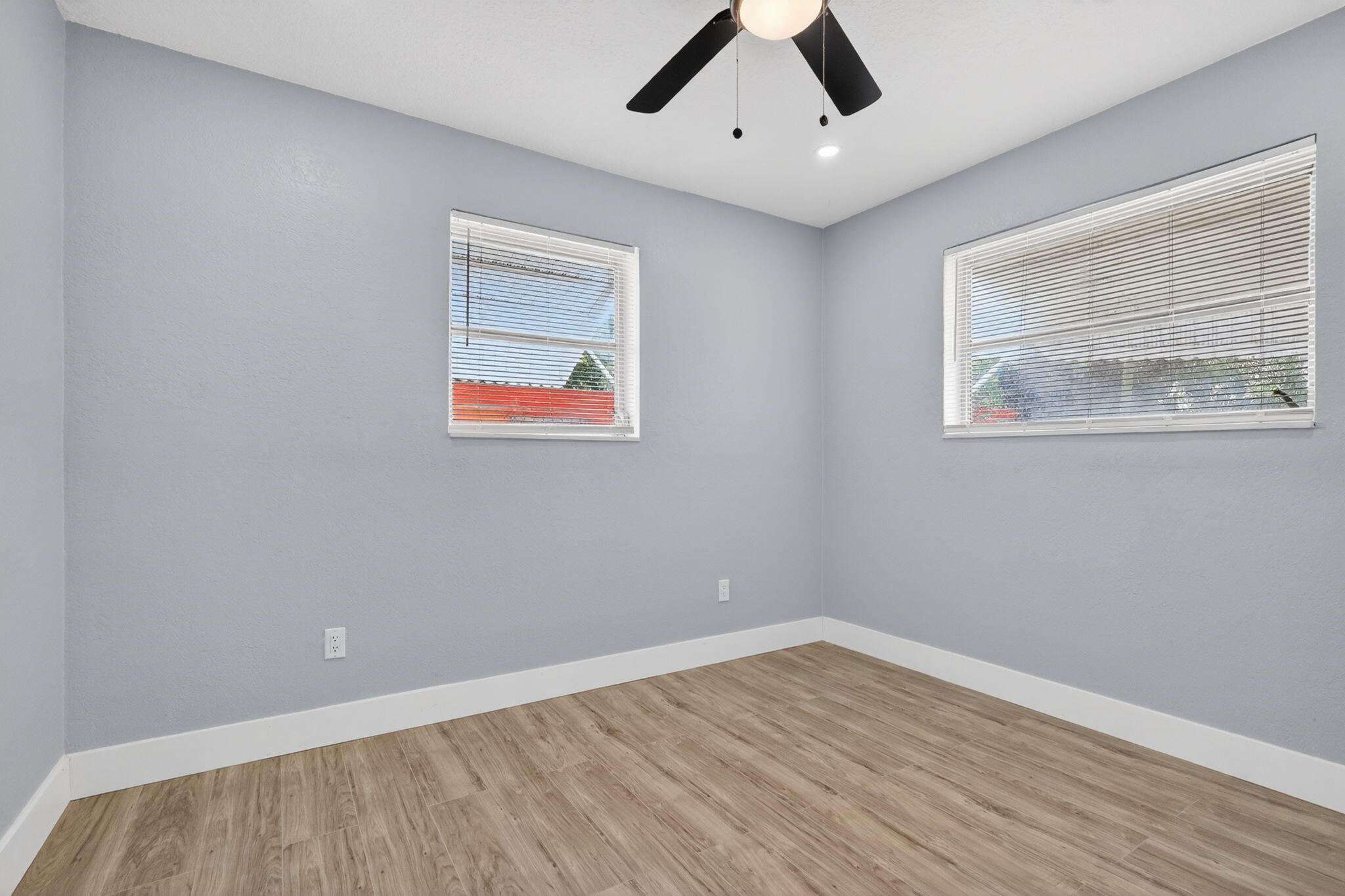 LAKE FOREST SEC 4 - Residential