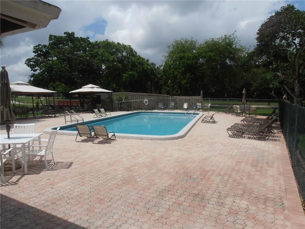 TANGERINE - Residential