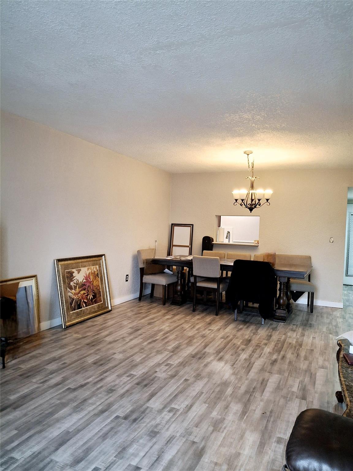 2800 Somerset Drive 202j