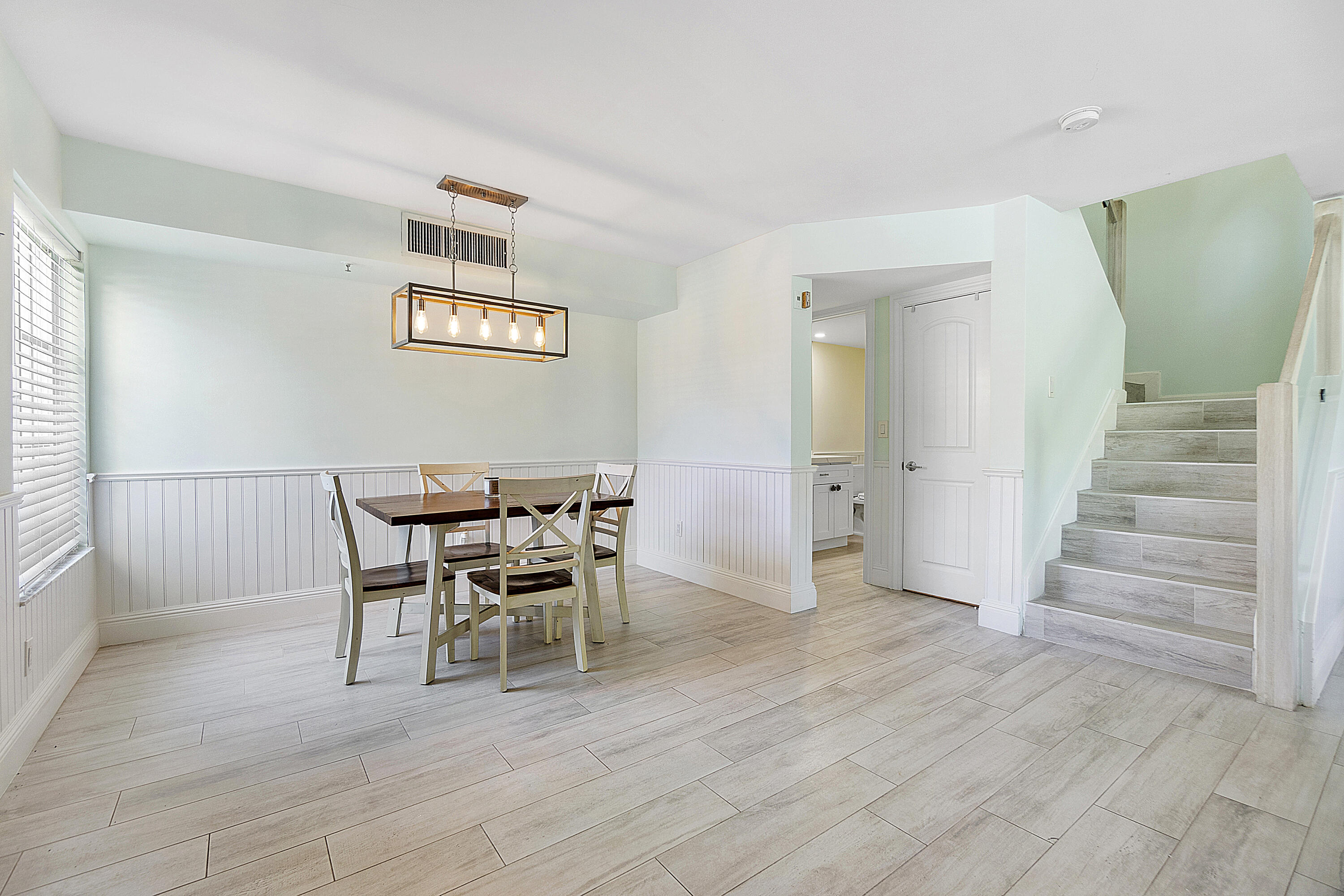 YACHT CLUB ON THE INTRACOASTAL CONDO - Residential Lease