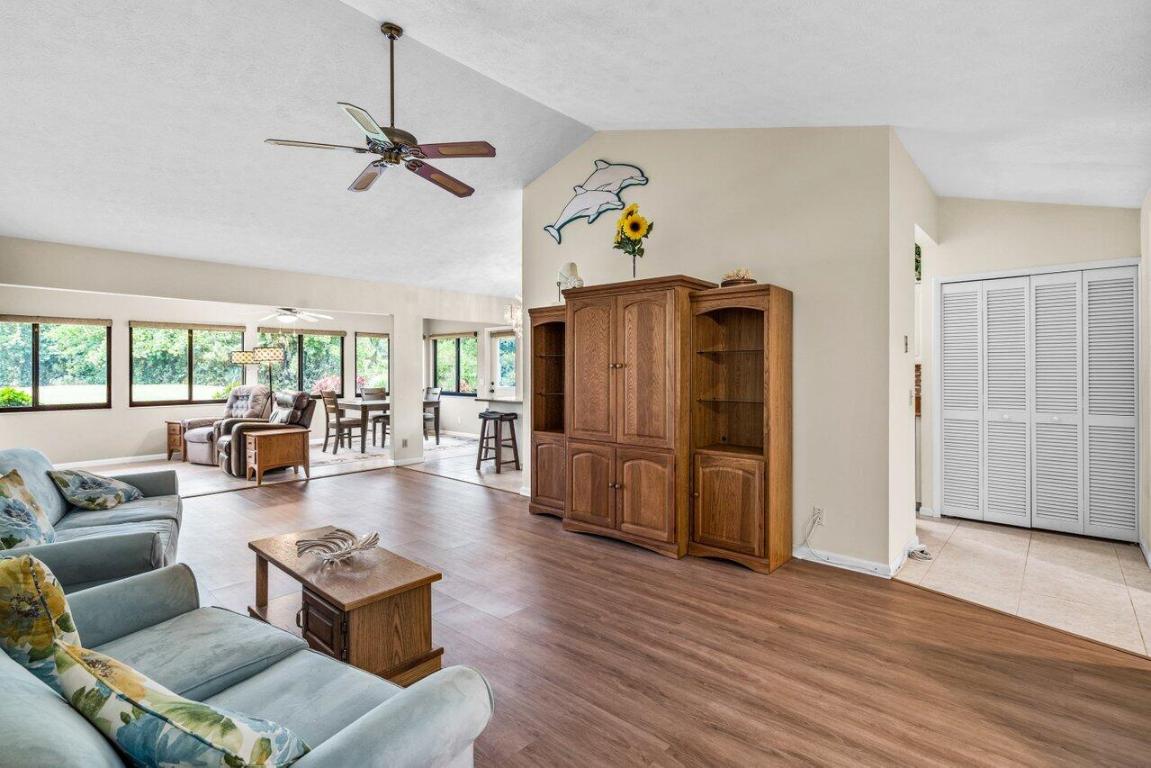 EAGLEWOOD - Residential