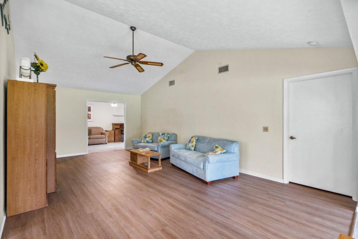 EAGLEWOOD - Residential
