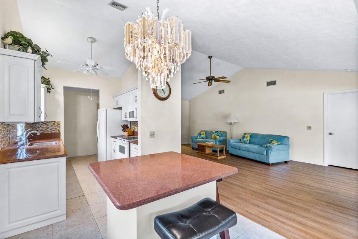 EAGLEWOOD - Residential