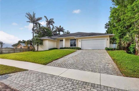 Photo of 814 SW 29TH Street, Palm City, FL 34990 (MLS # B26081091)