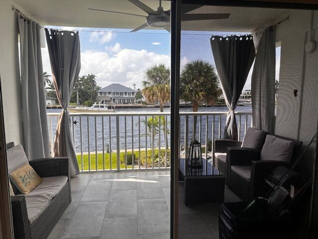 Photo of 629 SE 19th Avenue #201, Deerfield Beach, FL 33441 (MLS # R11036898)